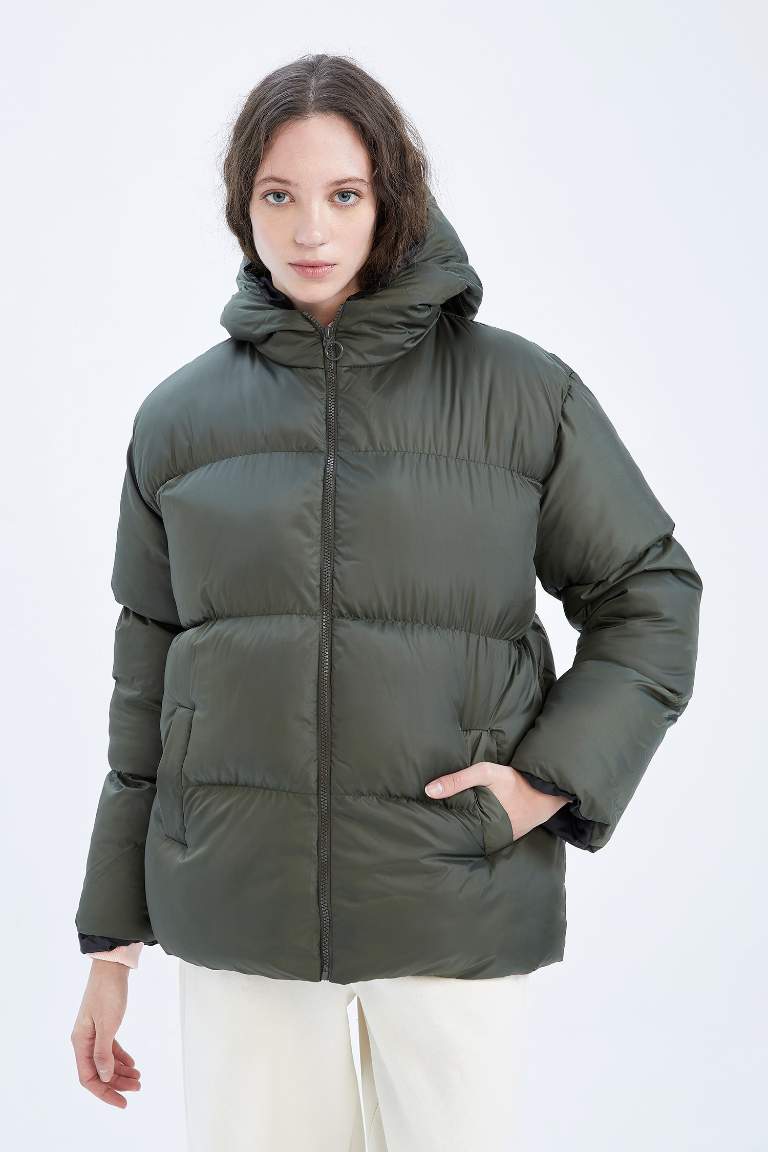 DeFactoFit Standart Fit Kapüşonlu Anorak Tafta Şişme Mont