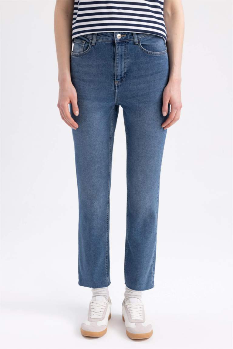 Mary Vintage Straght Fit Yüksek Bel Kesik Uçlu Paça Bilek Boy Jean Pantolon