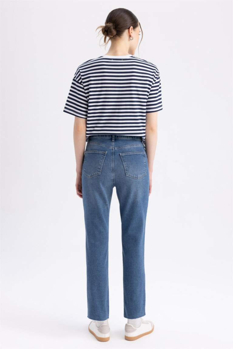 Mary Vintage Straght Fit Yüksek Bel Kesik Uçlu Paça Bilek Boy Jean Pantolon