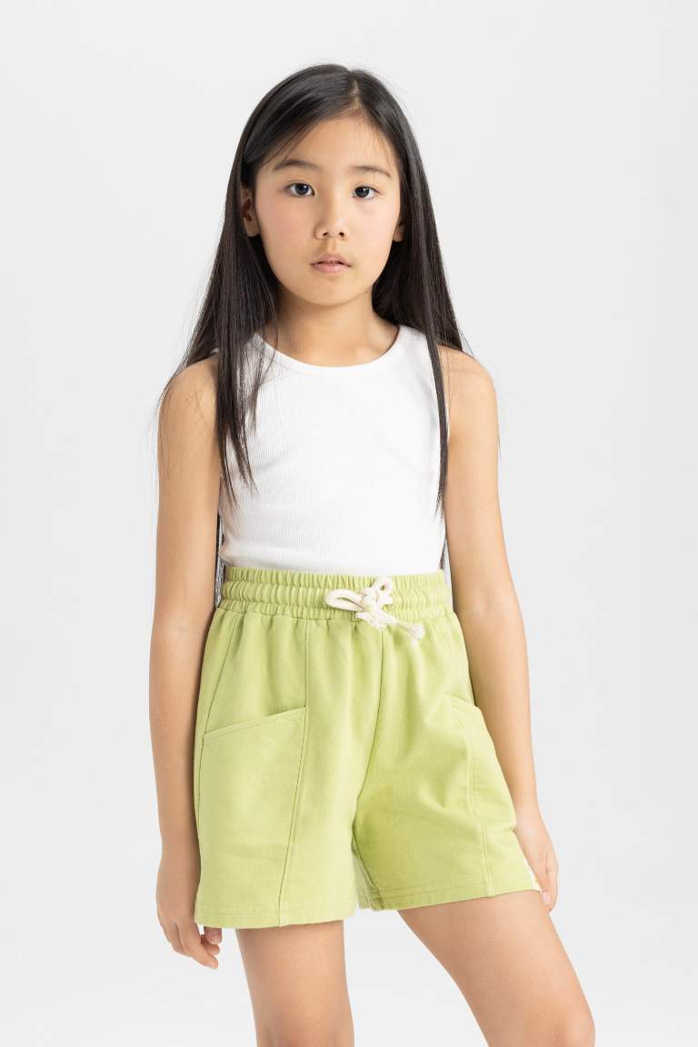 Girl Shorts with Pockets and Woven Label