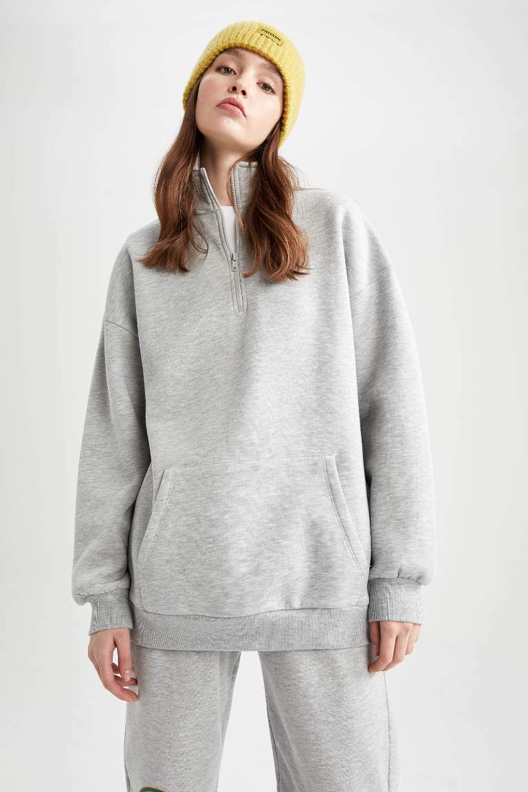 Oversize Fit Half Turtleneck Sweatshirt