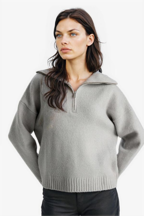 Oversize Fermuarlı Triko Kazak