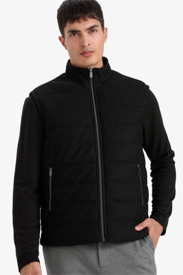 Slim Fit Dik Yaka Mevsimlik Yelek