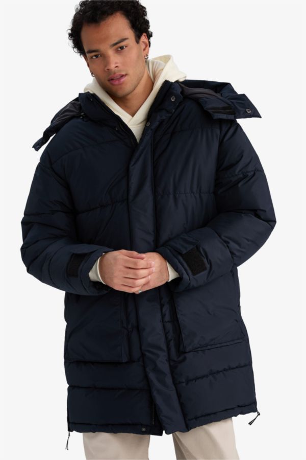 Regular Fit Kapüşonlu Şişme Mont