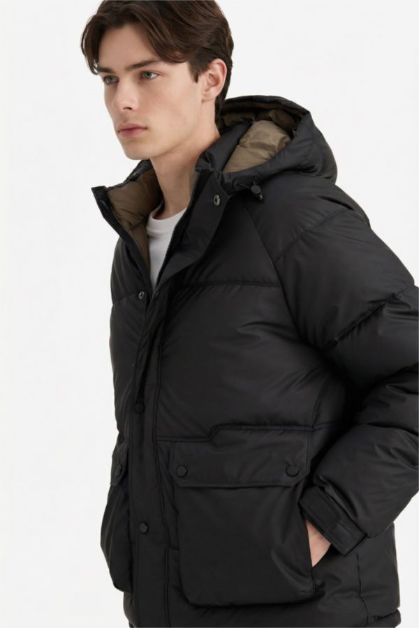 Regular Fit Kapüşonlu Mont