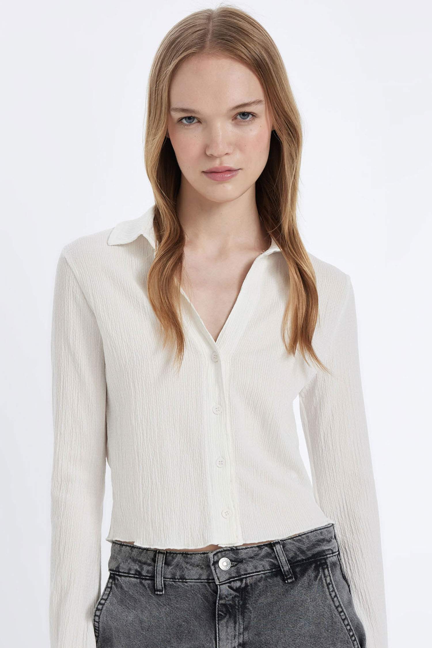 Fitted Basic Düz Düğmeli Uzun Kollu Crop Beyaz Gömlek