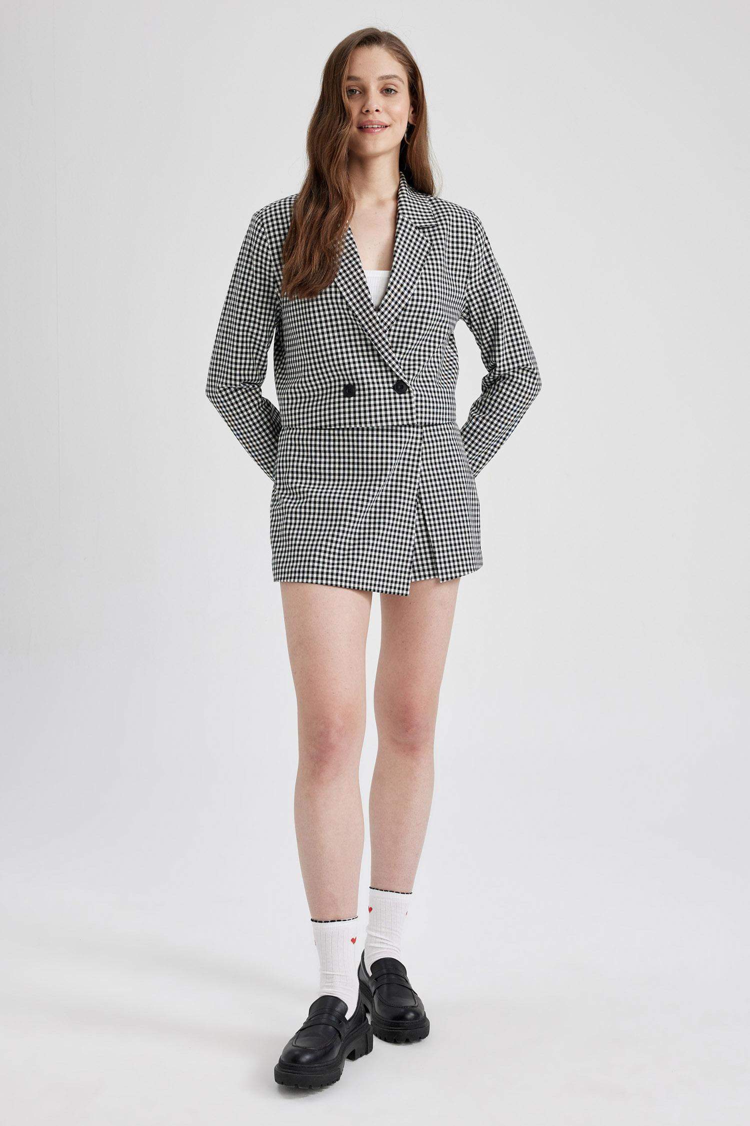 شورت قصة عادية