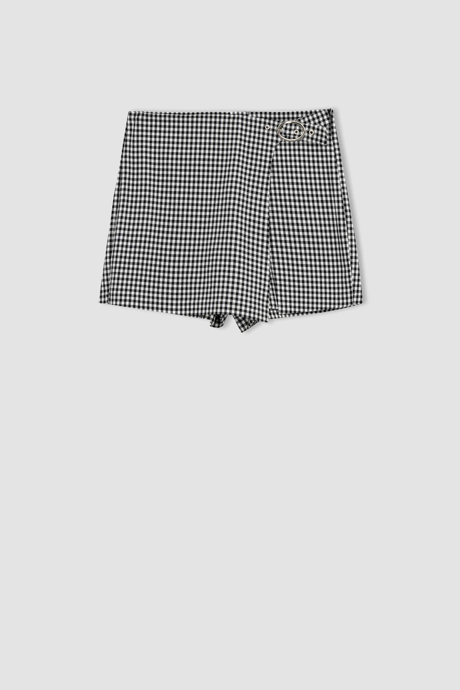 شورت قصة عادية