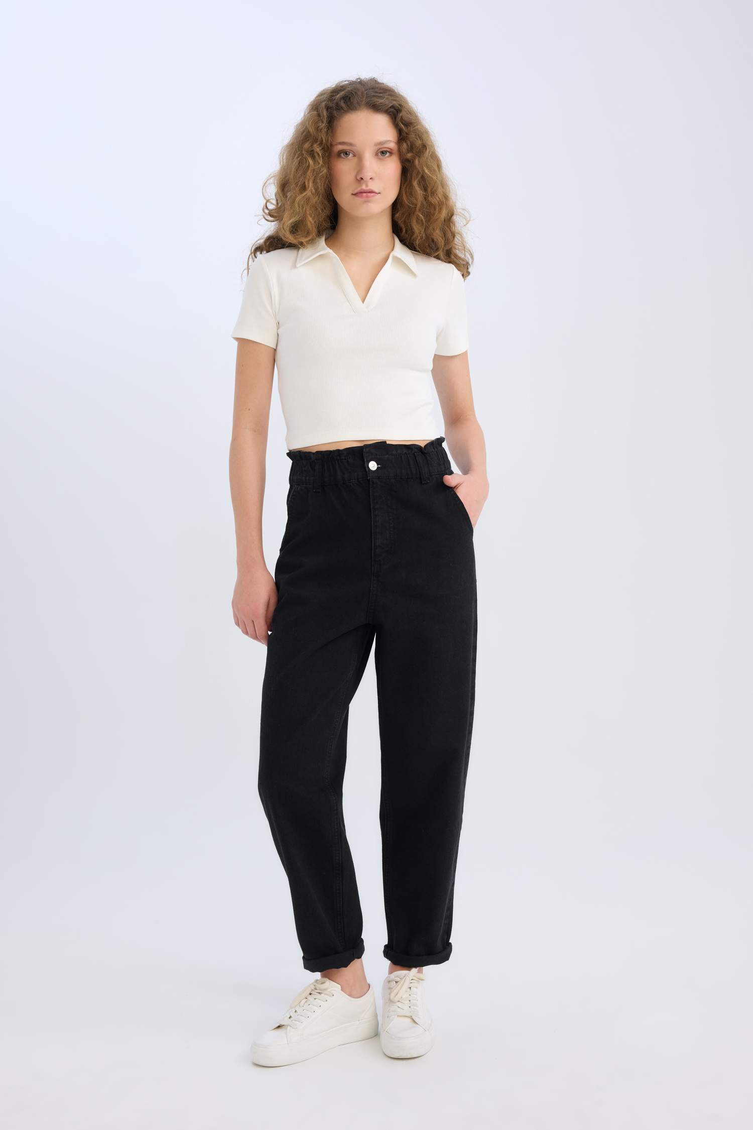 поло жаға тоқылған Қысқа жеңді футболка