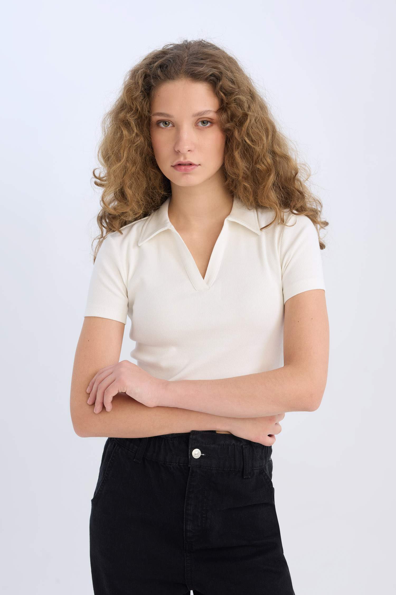 поло жаға тоқылған Қысқа жеңді футболка