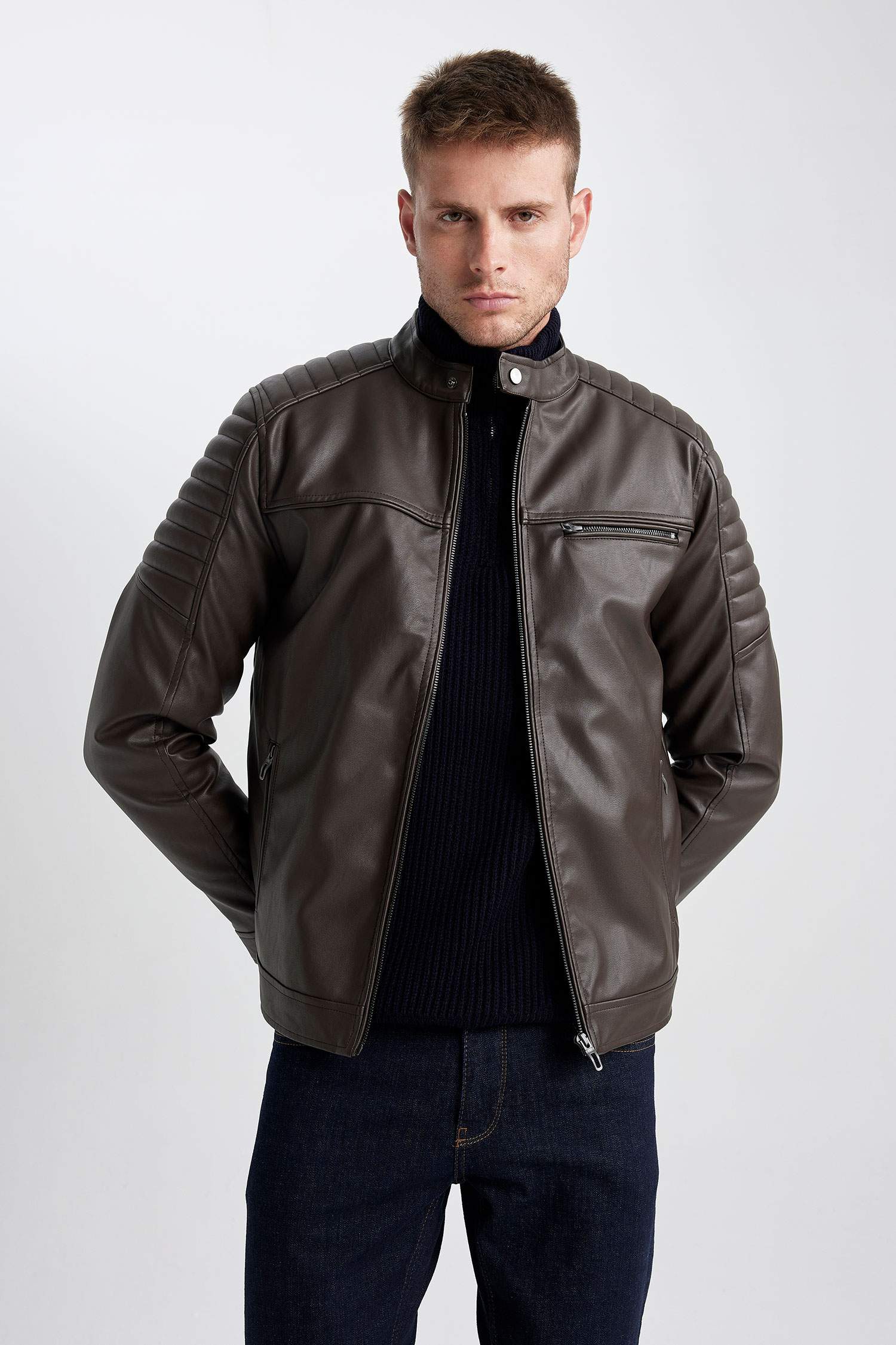 Su İtici Slim Fit Dik Yaka Fermuar Kapamalı Cepli Mevsimlik Deri Mont Ceket