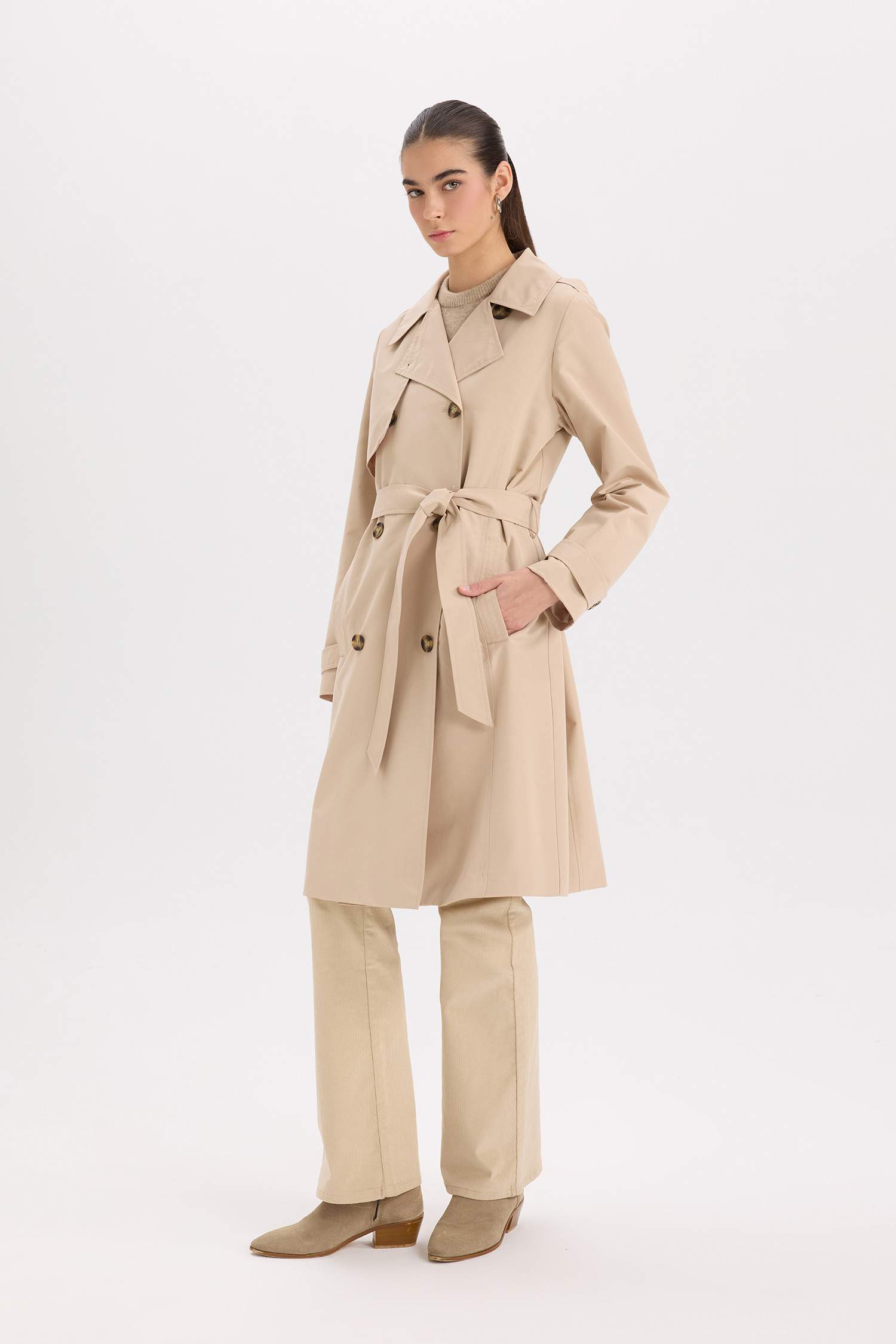 Su Geçirmez Mevsimlik Trençkot Kruvaze Yaka Düğmeli Cepli Kemerli Apoletli