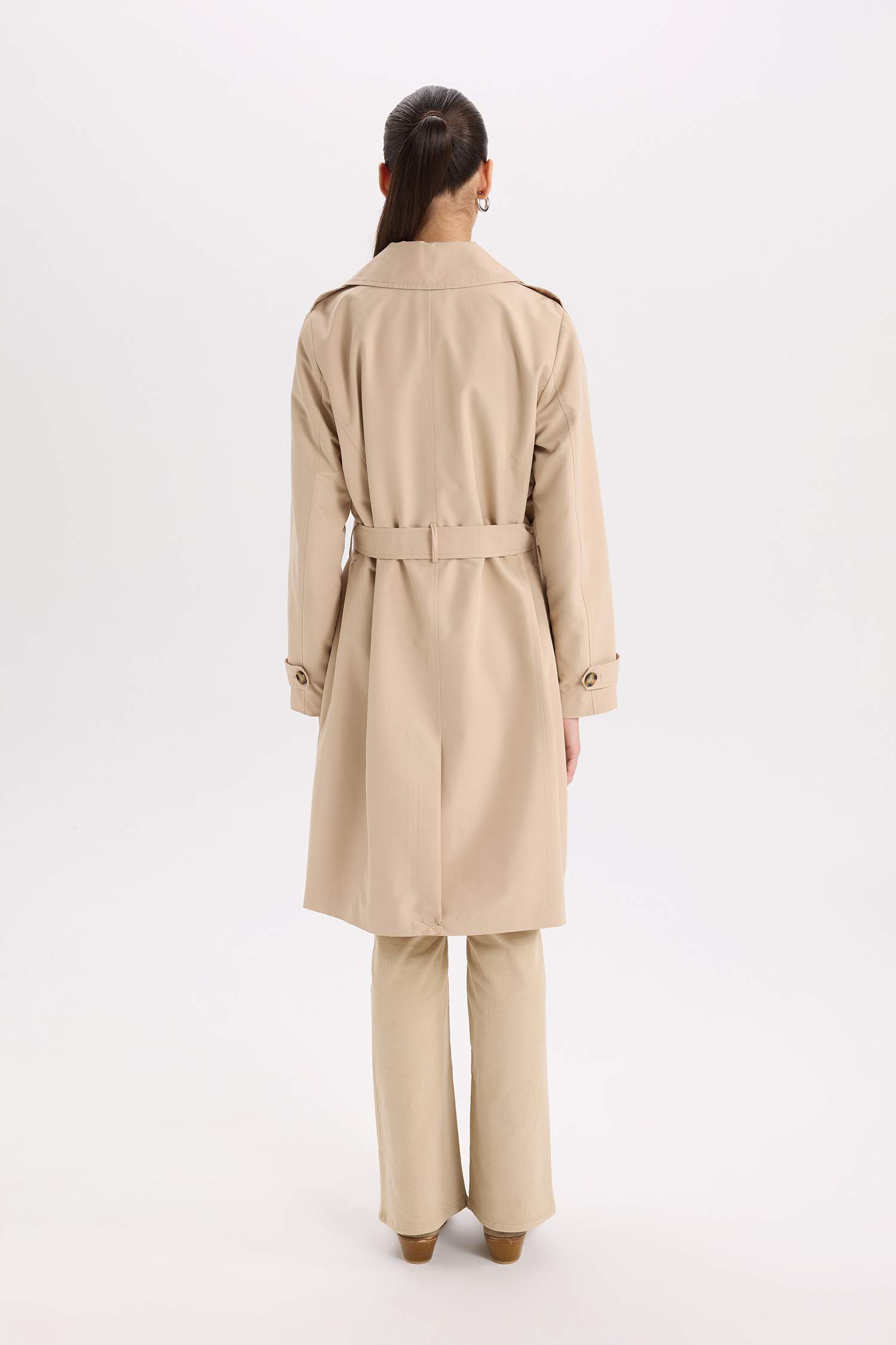 Su Geçirmez Mevsimlik Trençkot Kruvaze Yaka Düğmeli Cepli Kemerli Apoletli