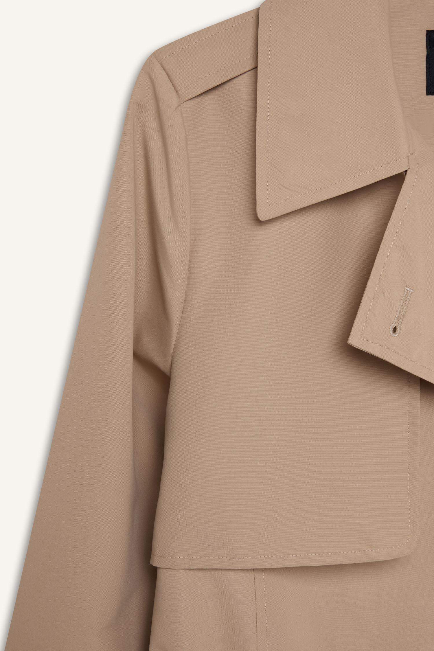 Su Geçirmez Mevsimlik Trençkot Kruvaze Yaka Düğmeli Cepli Kemerli Apoletli