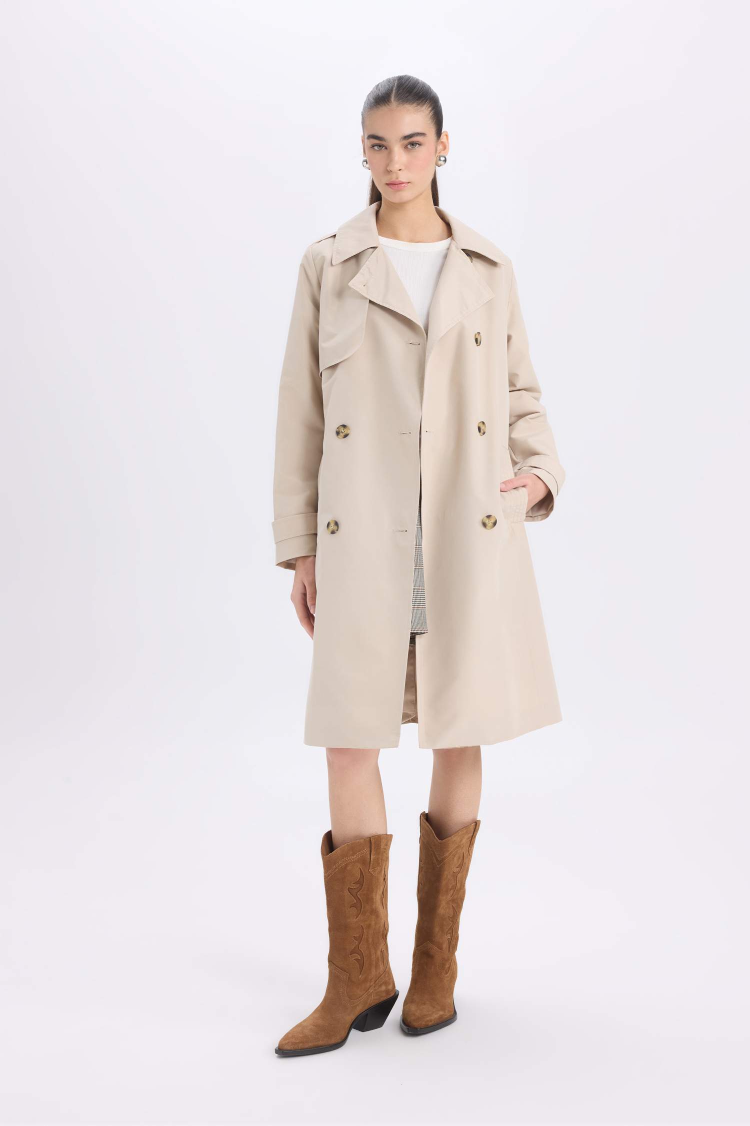 Su Geçirmez Mevsimlik Trençkot Kruvaze Yaka Düğmeli Cepli Kemerli Apoletli