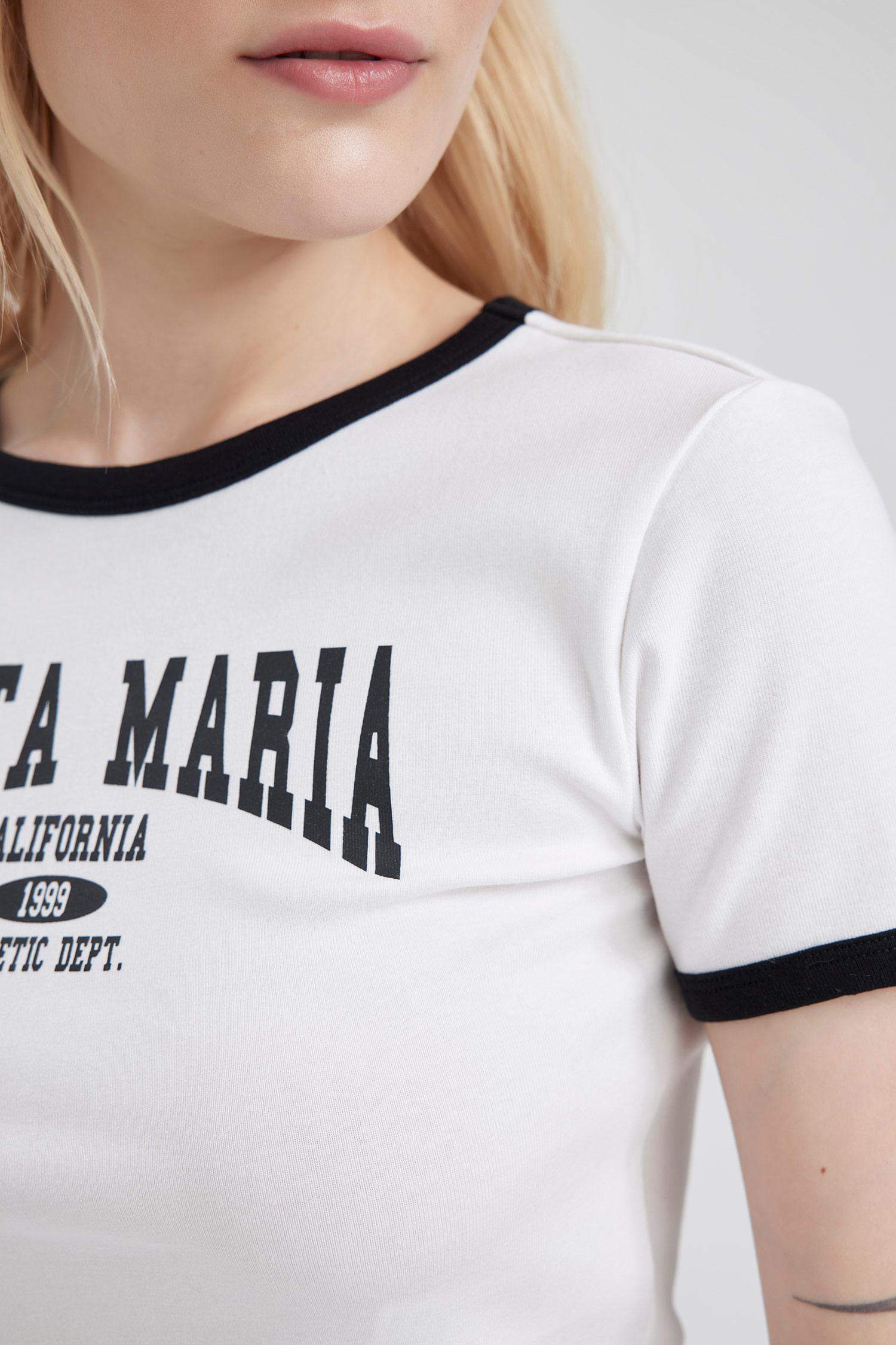 Fitted Crew Neck Printed Short Sleeve Crop T-Shirt