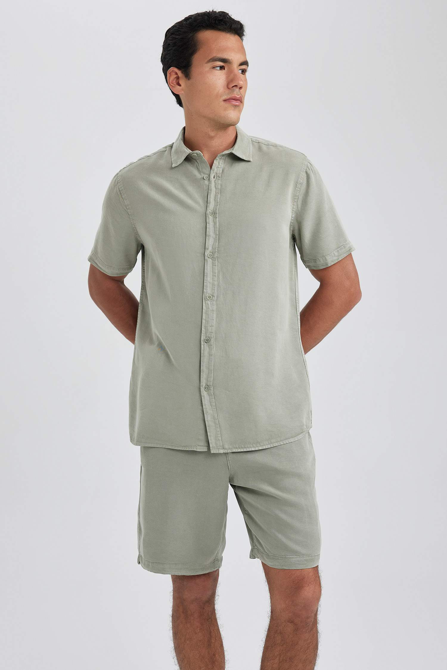 Short Bermuda coupe régulière