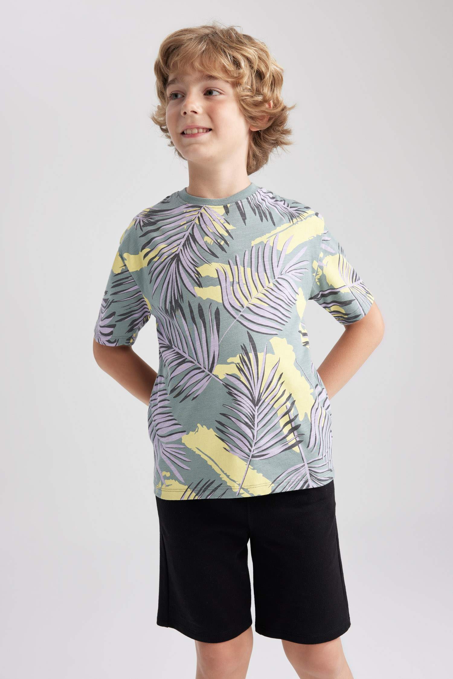 Футболка оверсайз с круглым вырезом с принтом для мальчиков