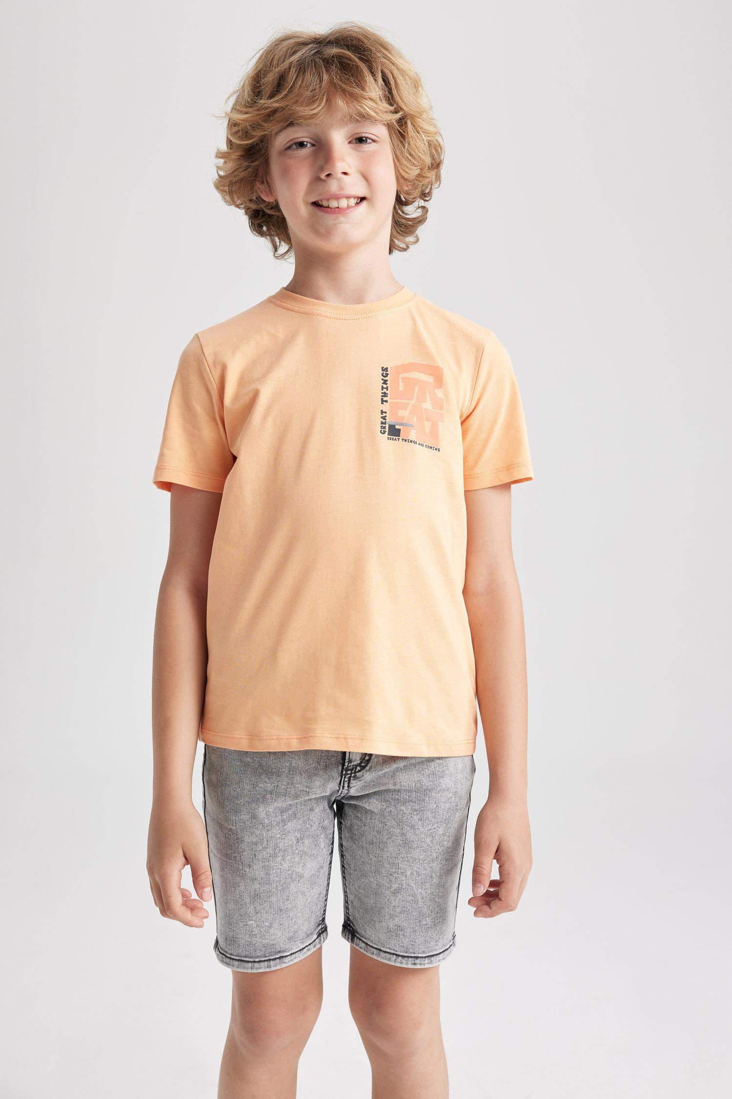 تي شيرت اولادي مطبوع قصة عادية