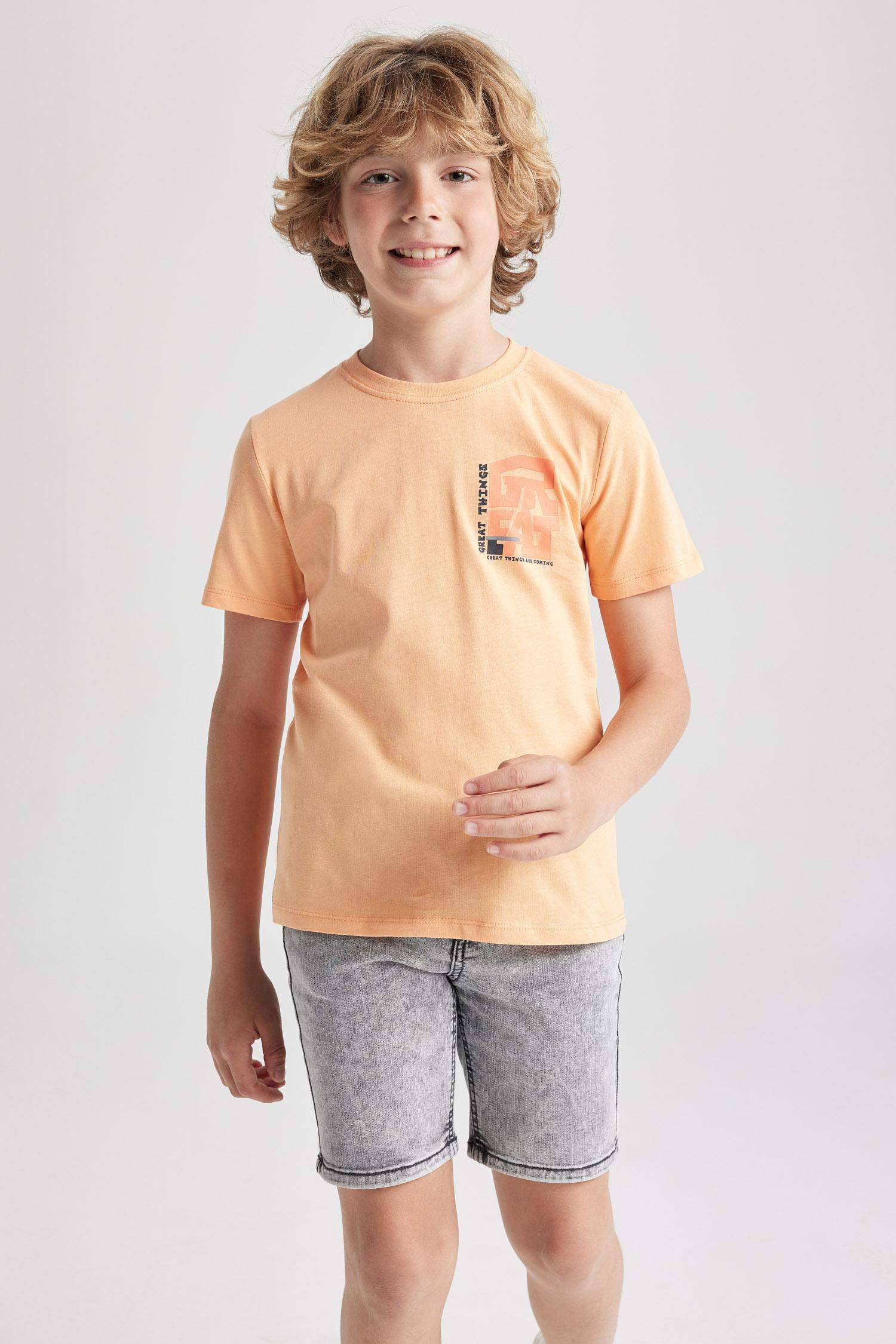 تي شيرت اولادي مطبوع قصة عادية