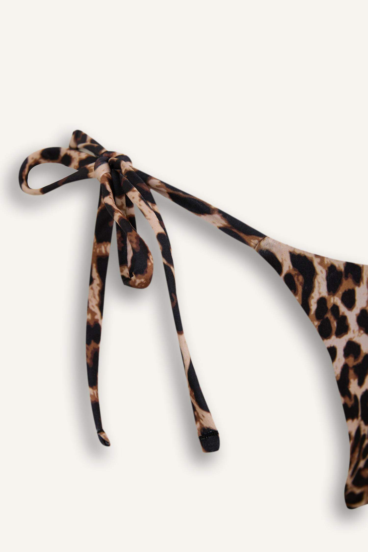 Leopar Desenli Bikini Altı-Fall in Love