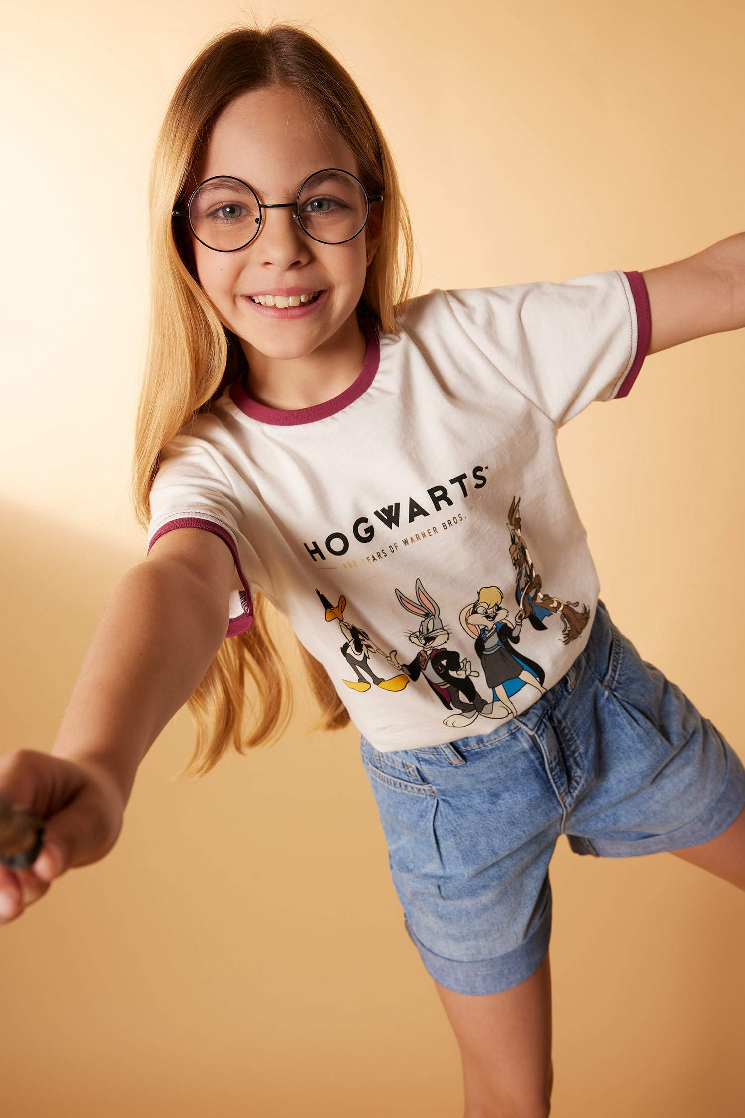 Girl Warner Bros 100th Anniversary Slim Fit Short Sleeve T-Shirt