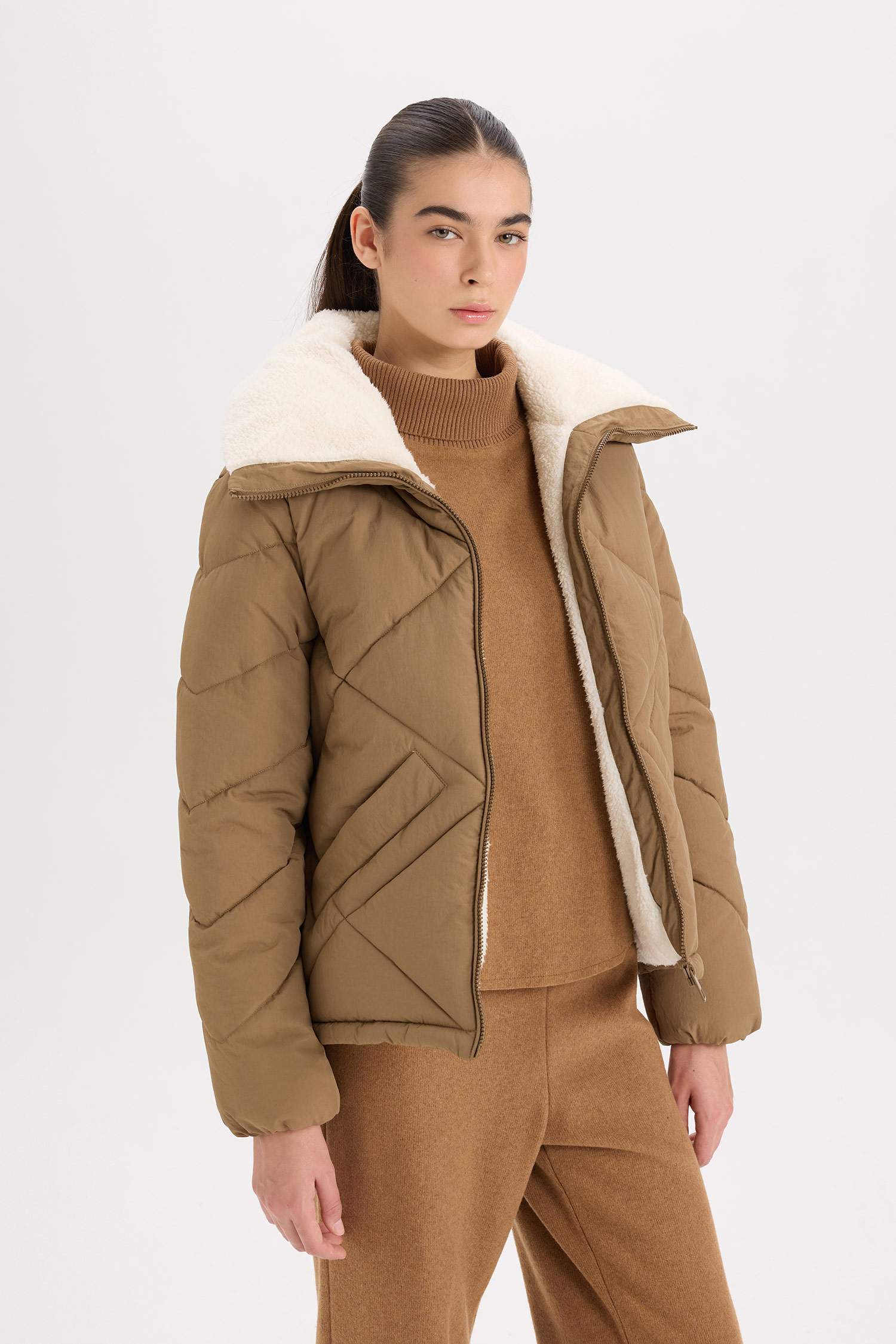 Su Geçirmez Puffer Şişme Mont Kapitoneli İçi Suni Kürklü Rüzgar Geçirmez Cepli