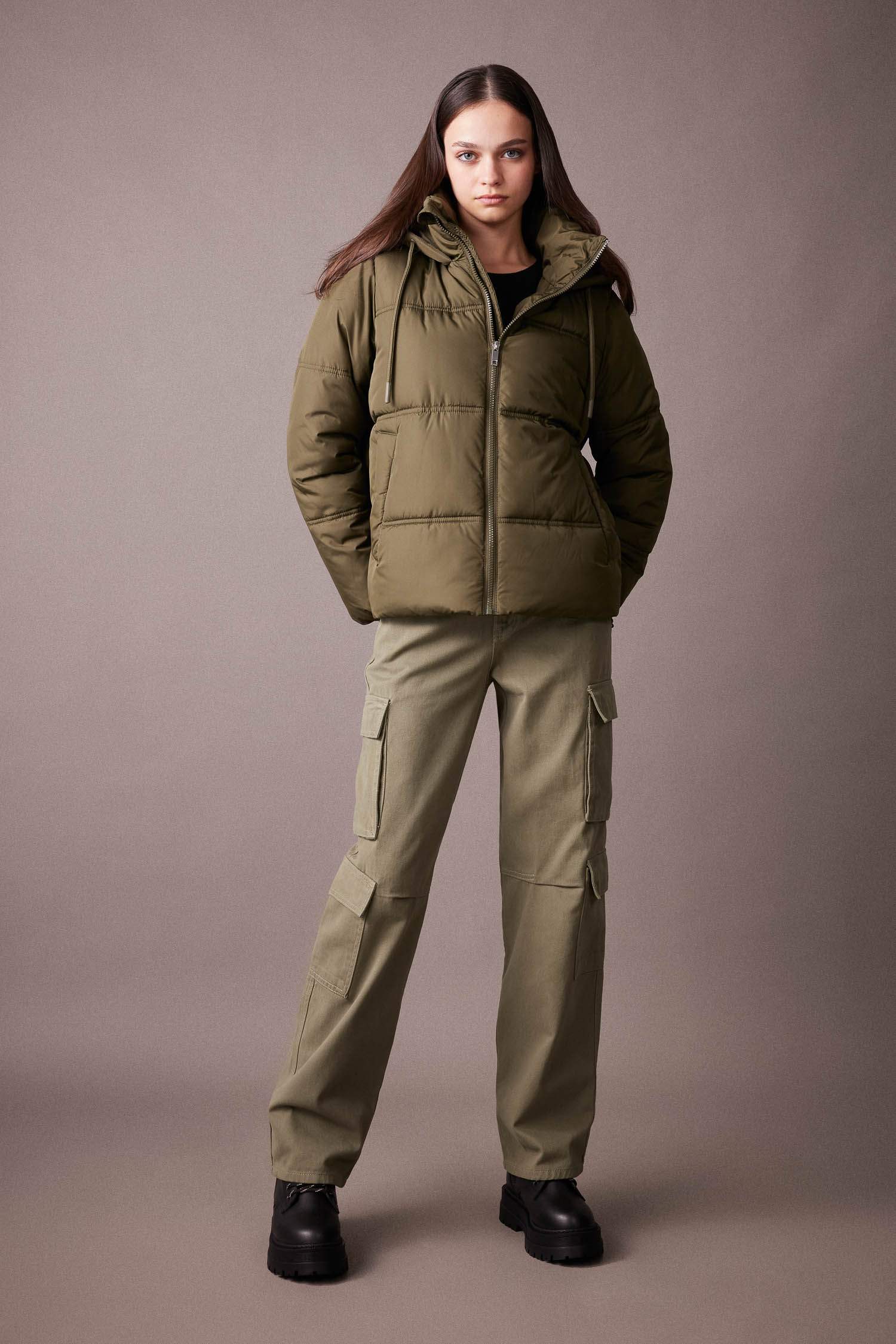 	Su İtici Puffer Şişme Mont Oversize Geniş Kalıp Kapüşonlu Isı Yalıtımlı Rüzgar Geçirmez