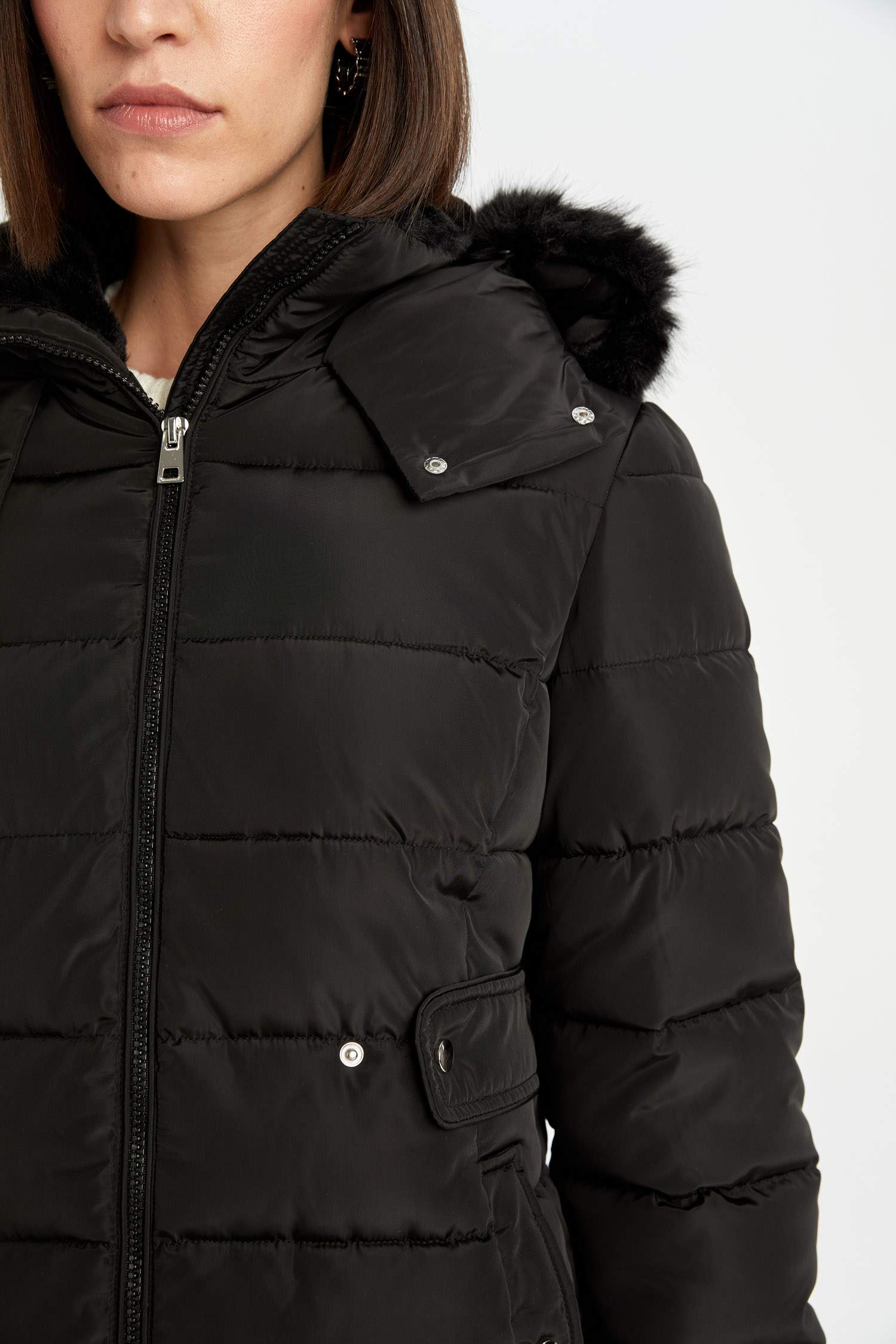 Su Geçirmez Hafif Uzun Şişme Mont Çıkarılabilir Suni Kürk Kapüşonlu Kapitoneli Fermuar Çıtçıtlı Cepli