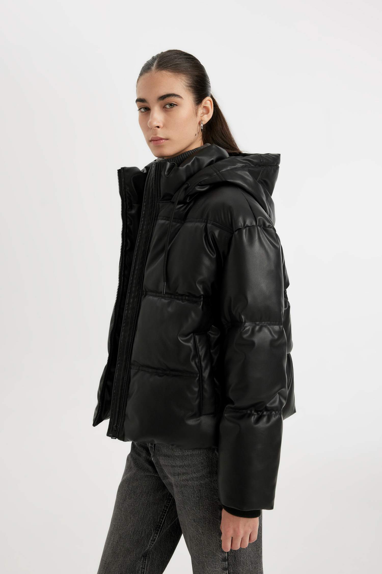 Su Geçirmez Suni Deri Mont Kapüşonlu İçi Polarlı Fermuarlı Cepli