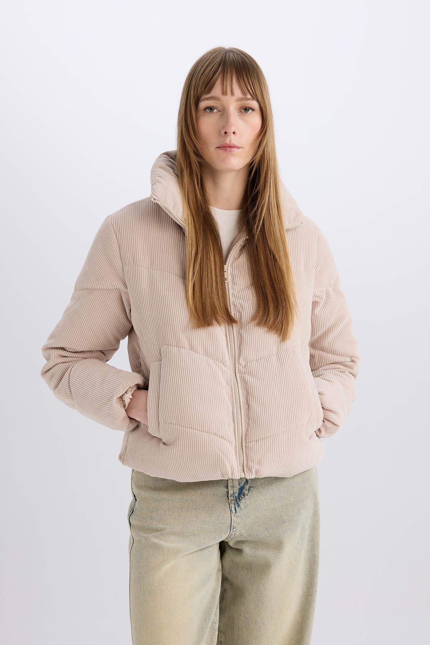 Su Geçirmez Kadife Mont Dik Yaka Cepli Fermuarlı