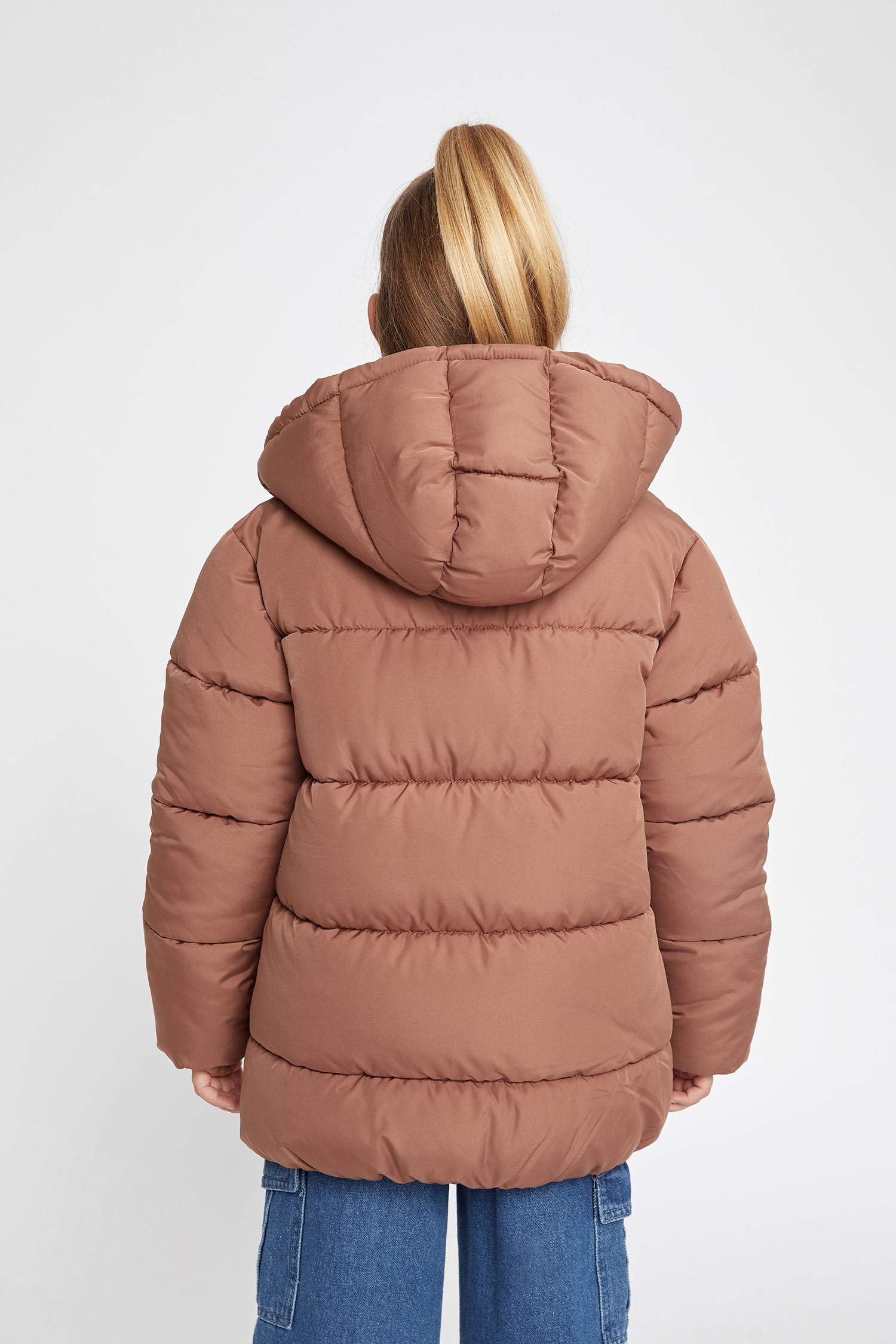 جاكيت بامب بناتي بكابيشون وتر برووف وبطانة صوفية