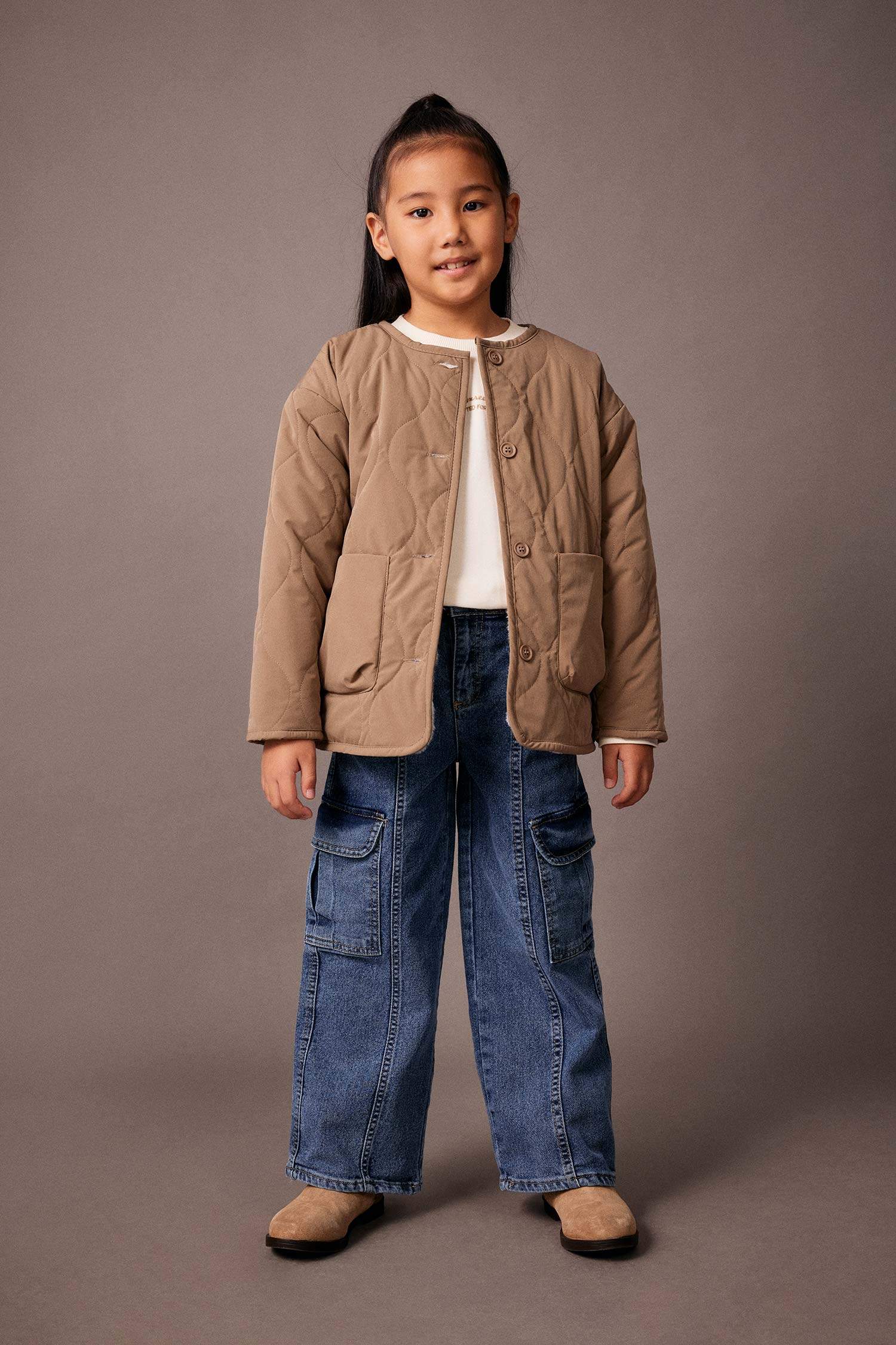 Қыздарға дөңгелек жаға жасанды аң терісі Пальто