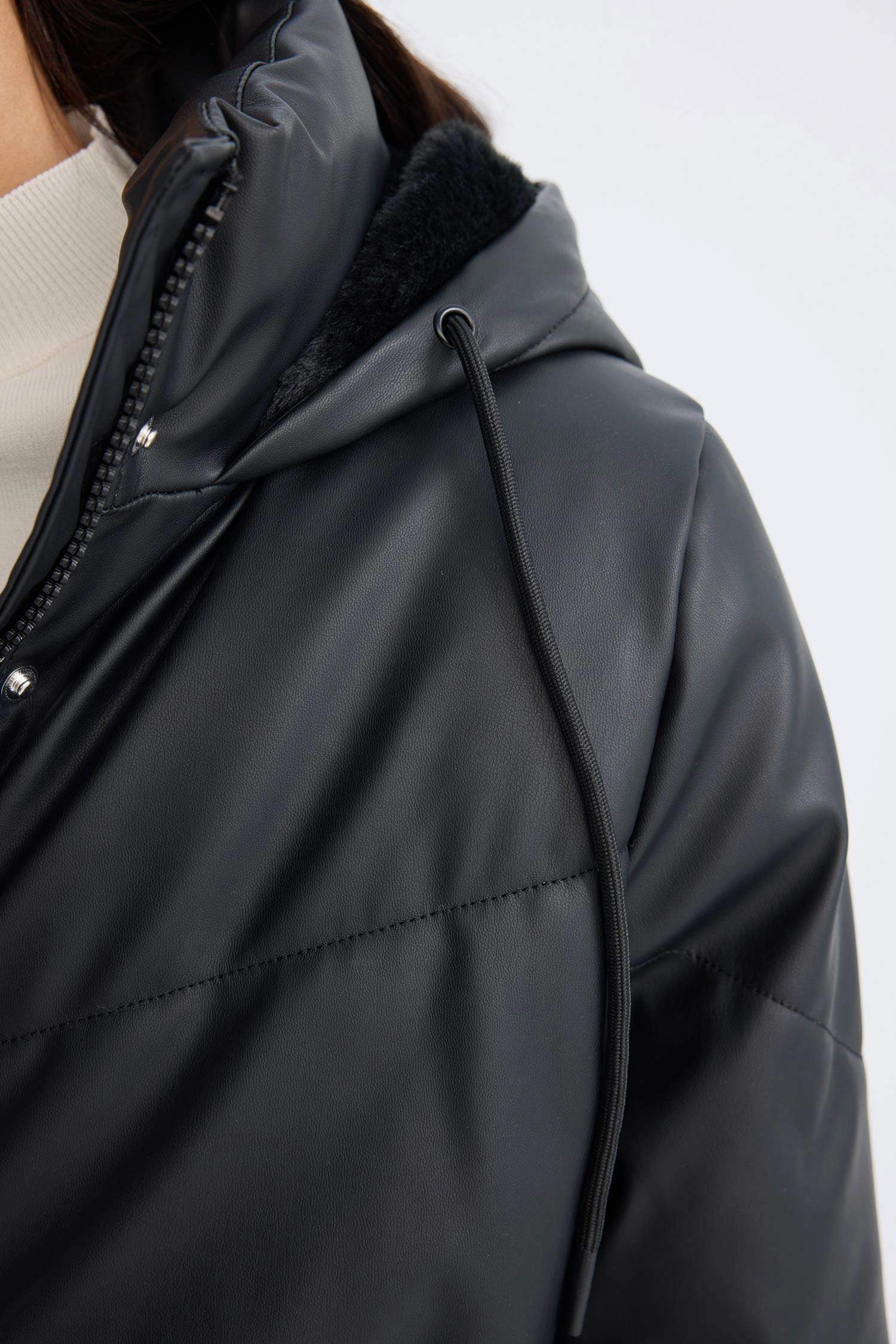 Su İtici Uzun Şişme Mont Parka Isı Yalıtımlı Kapitoneli Kapüşonlu Puffer