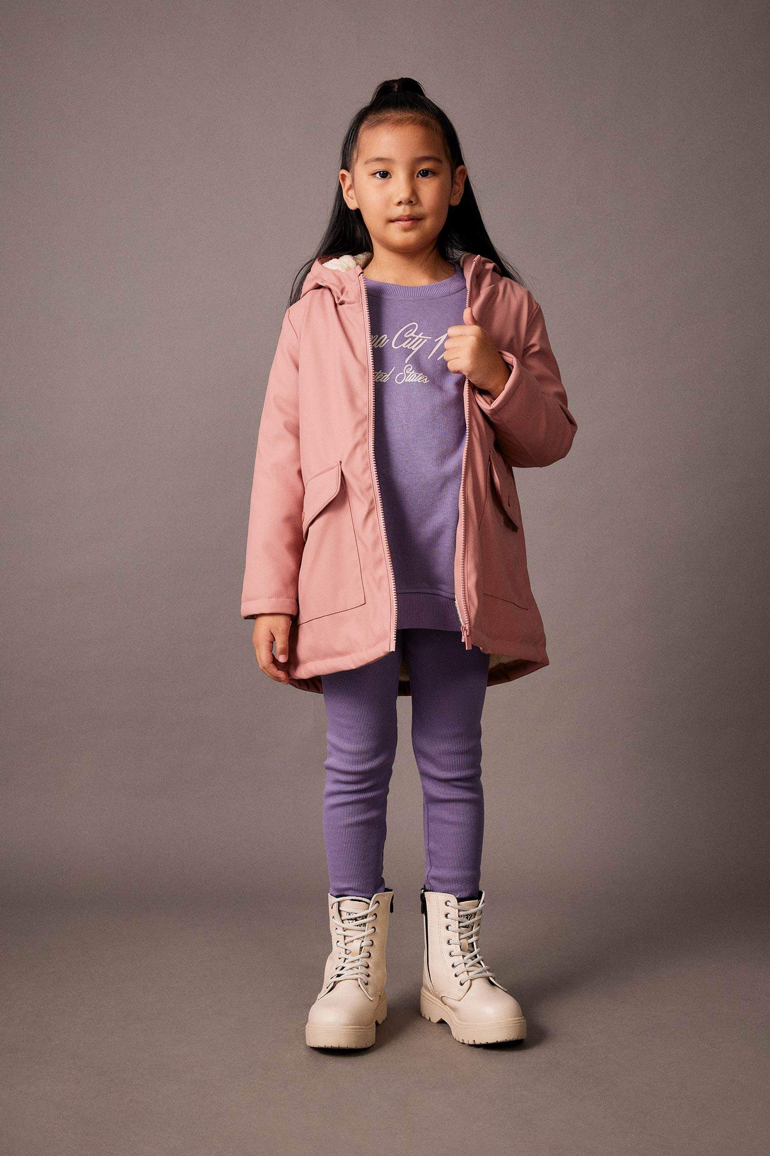 Дождевик с капюшоном для девочек