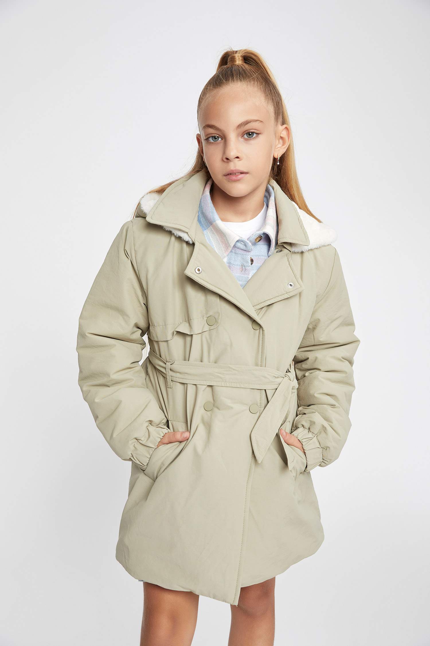 Дождевик водоотталкивающий с капюшоном для девочек