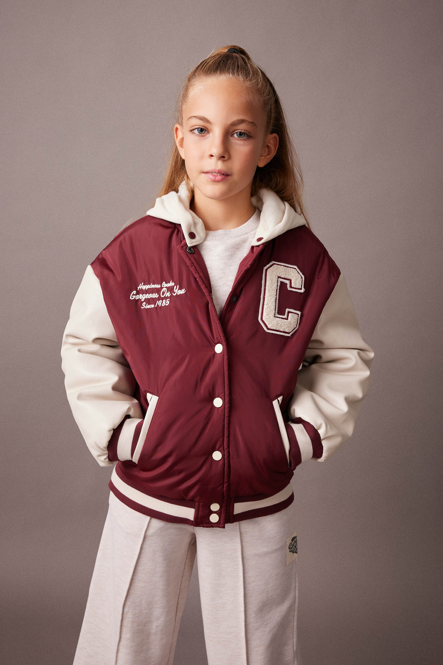 Bordeaux Girls & Teens Girl Hooded Bomber Jacket 2788958 | DeFacto
