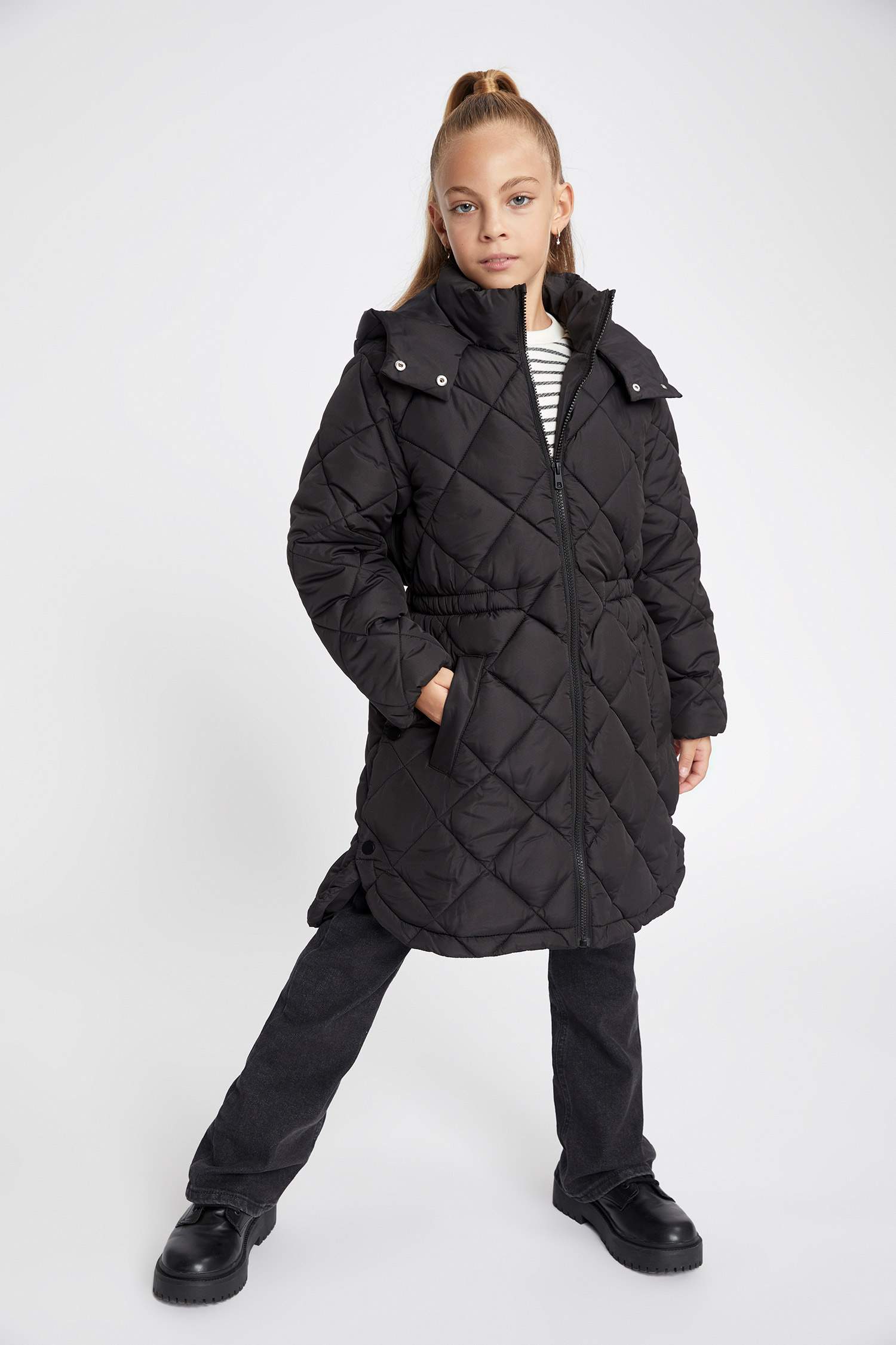 Парка с капюшоном для девочек