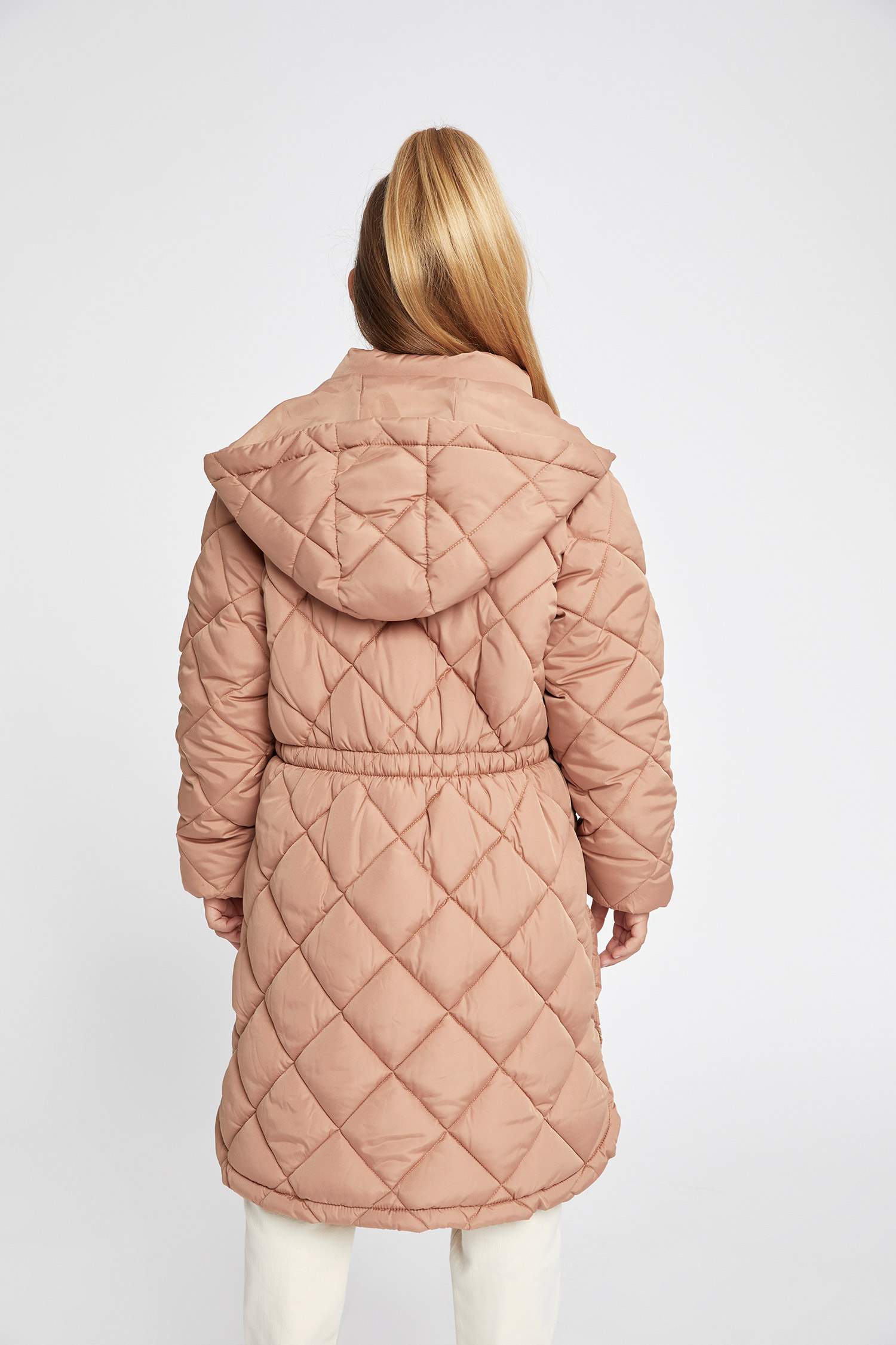 قمصلة نفخ طويل بناتي مبطن بغطاء للرأس