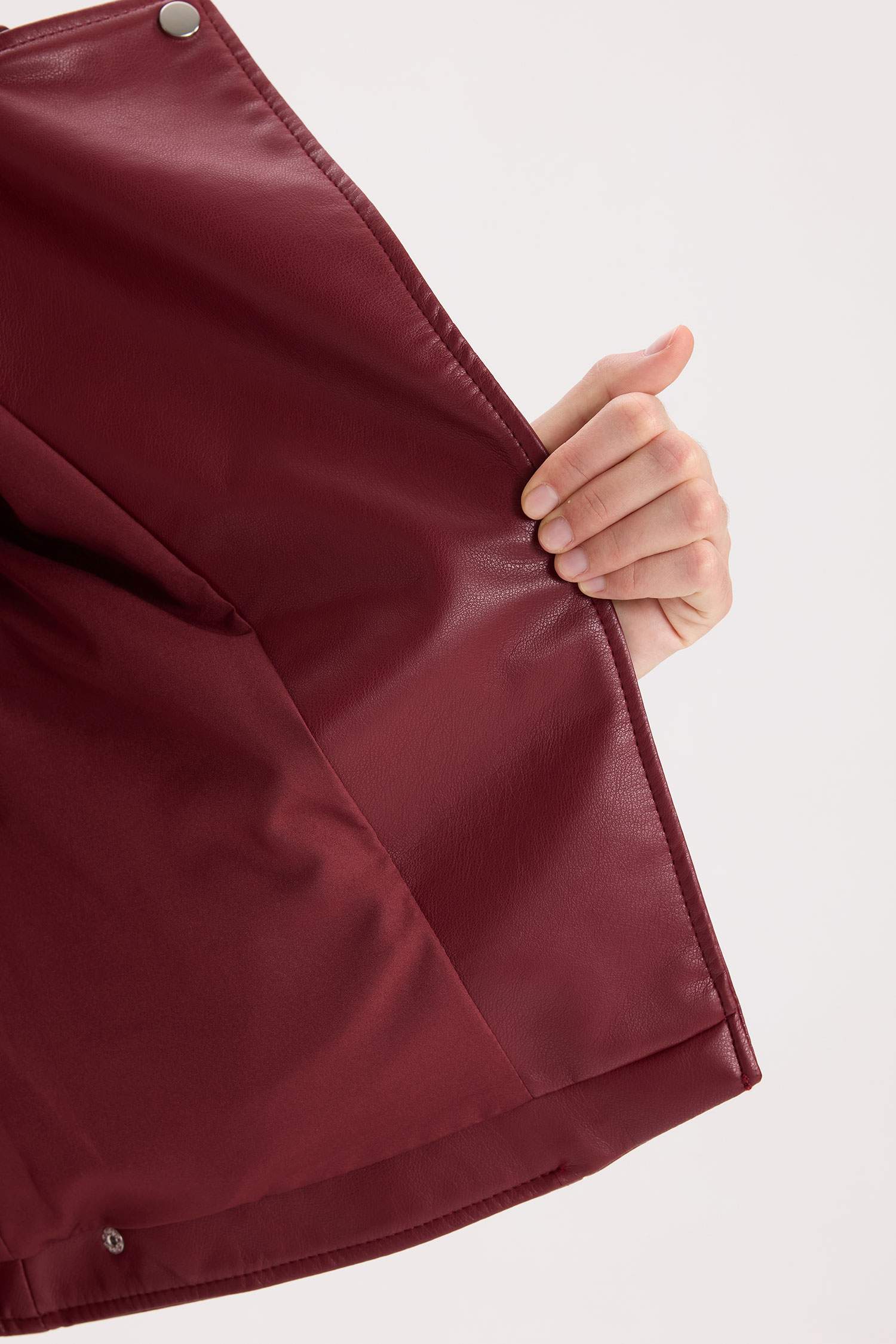 Su Geçirmez Suni Deri Ceket Mont Kruvaze Yaka Fermuarlı Cepli