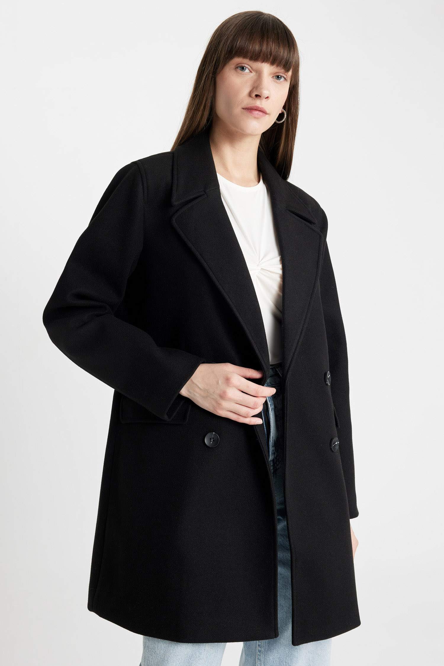 Rüzgar Geçirmez Uzun Kaşe Kaban Oversize Geniş Kalıp Kruvaze Yaka Düğmeli