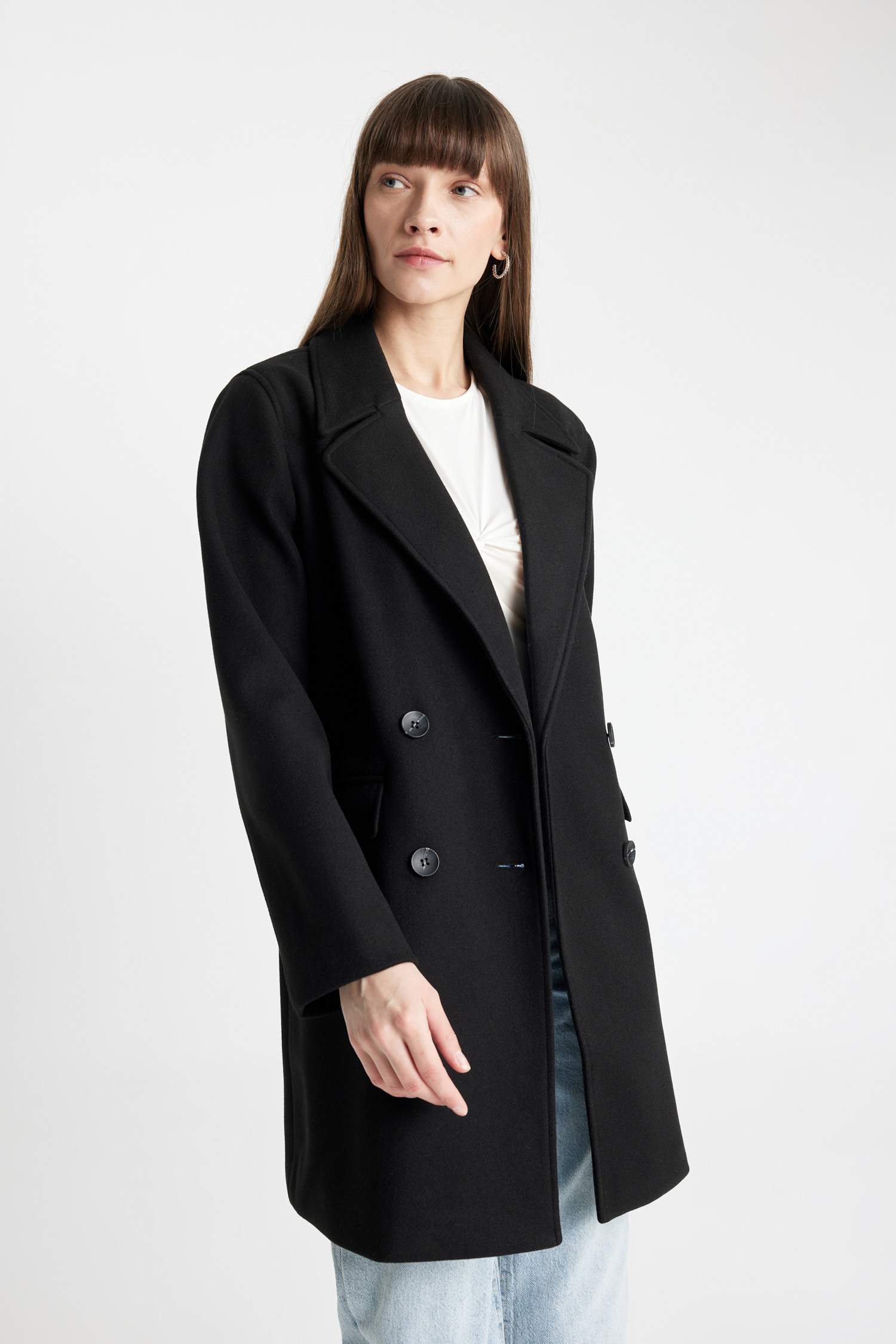 Rüzgar Geçirmez Uzun Kaşe Kaban Oversize Geniş Kalıp Kruvaze Yaka Düğmeli