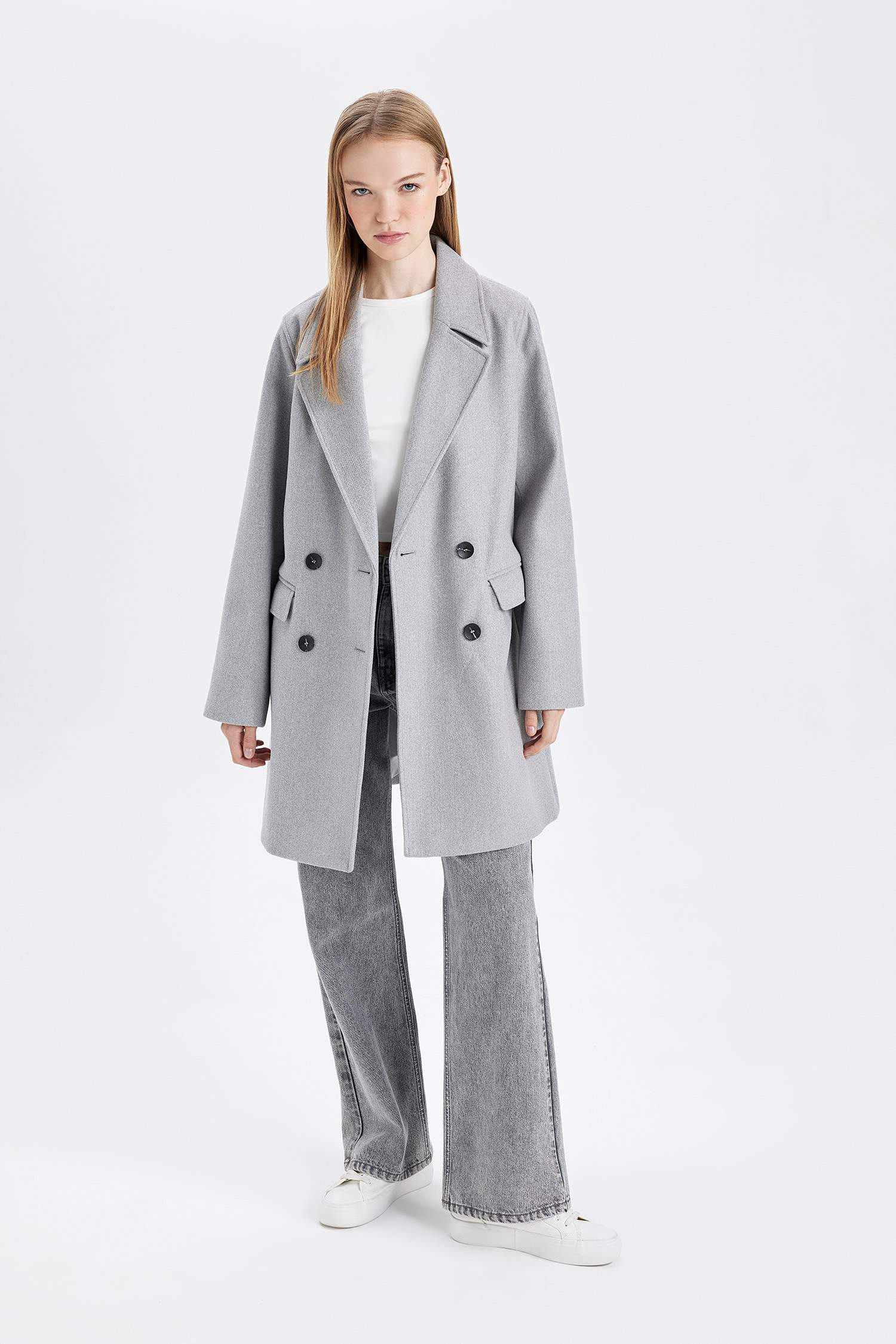 Rüzgar Geçirmez Uzun Kaşe Kaban Oversize Geniş Kalıp Kruvaze Yaka Düğmeli