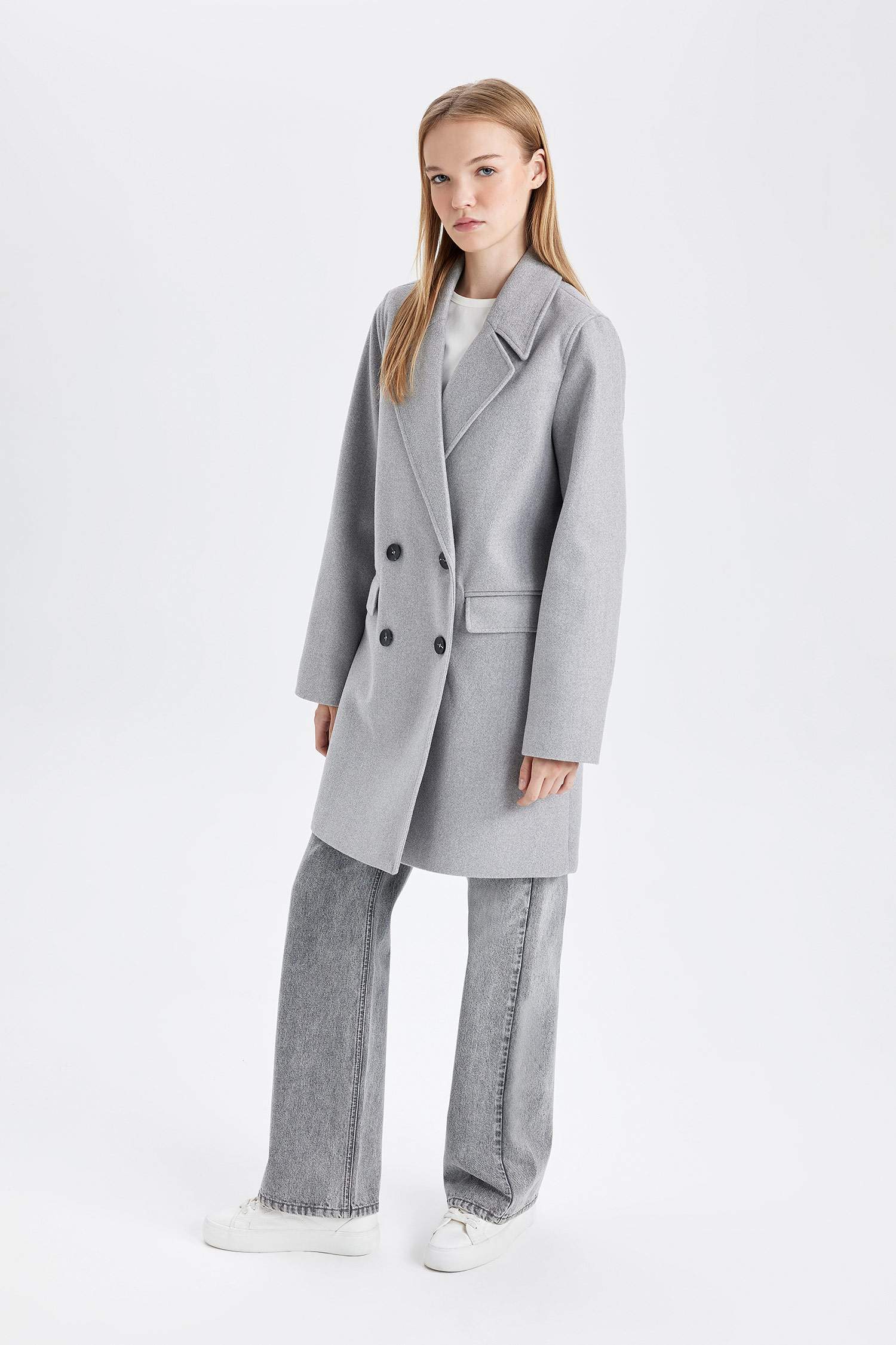 Rüzgar Geçirmez Uzun Kaşe Kaban Oversize Geniş Kalıp Kruvaze Yaka Düğmeli