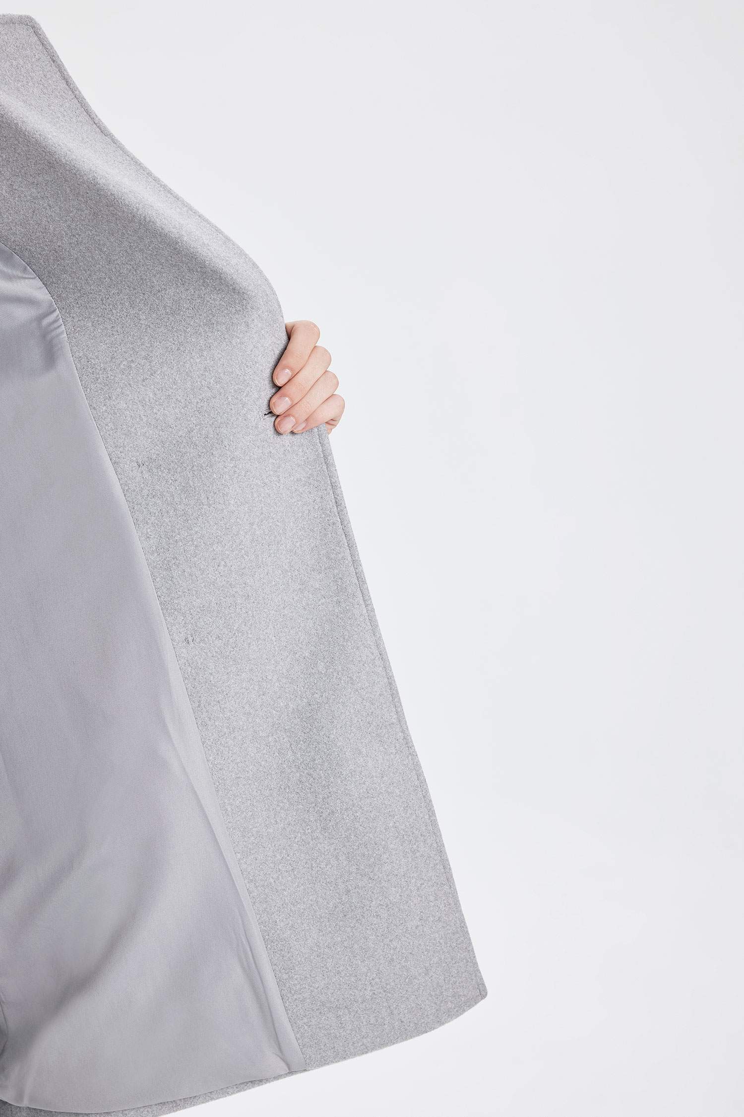 Rüzgar Geçirmez Uzun Kaşe Kaban Oversize Geniş Kalıp Kruvaze Yaka Düğmeli