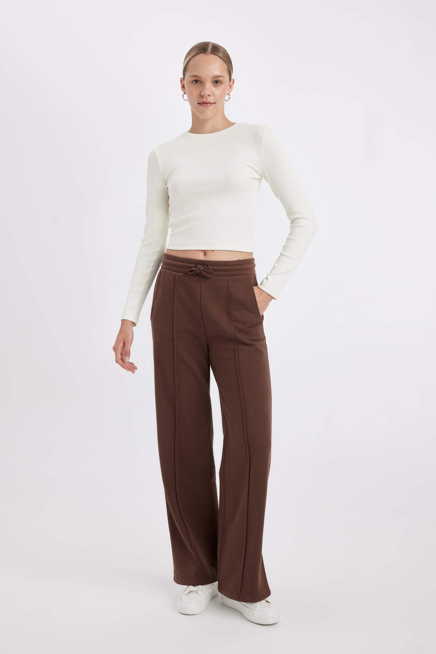 Straight Fit Pocketed Long Thick Fabric Trousers