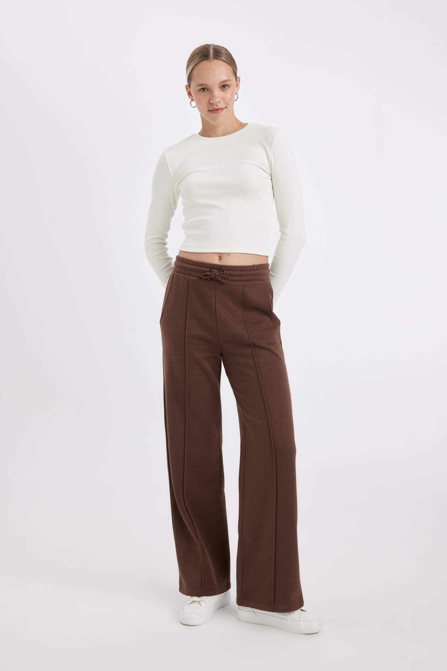 Straight Fit Pocketed Long Thick Fabric Trousers