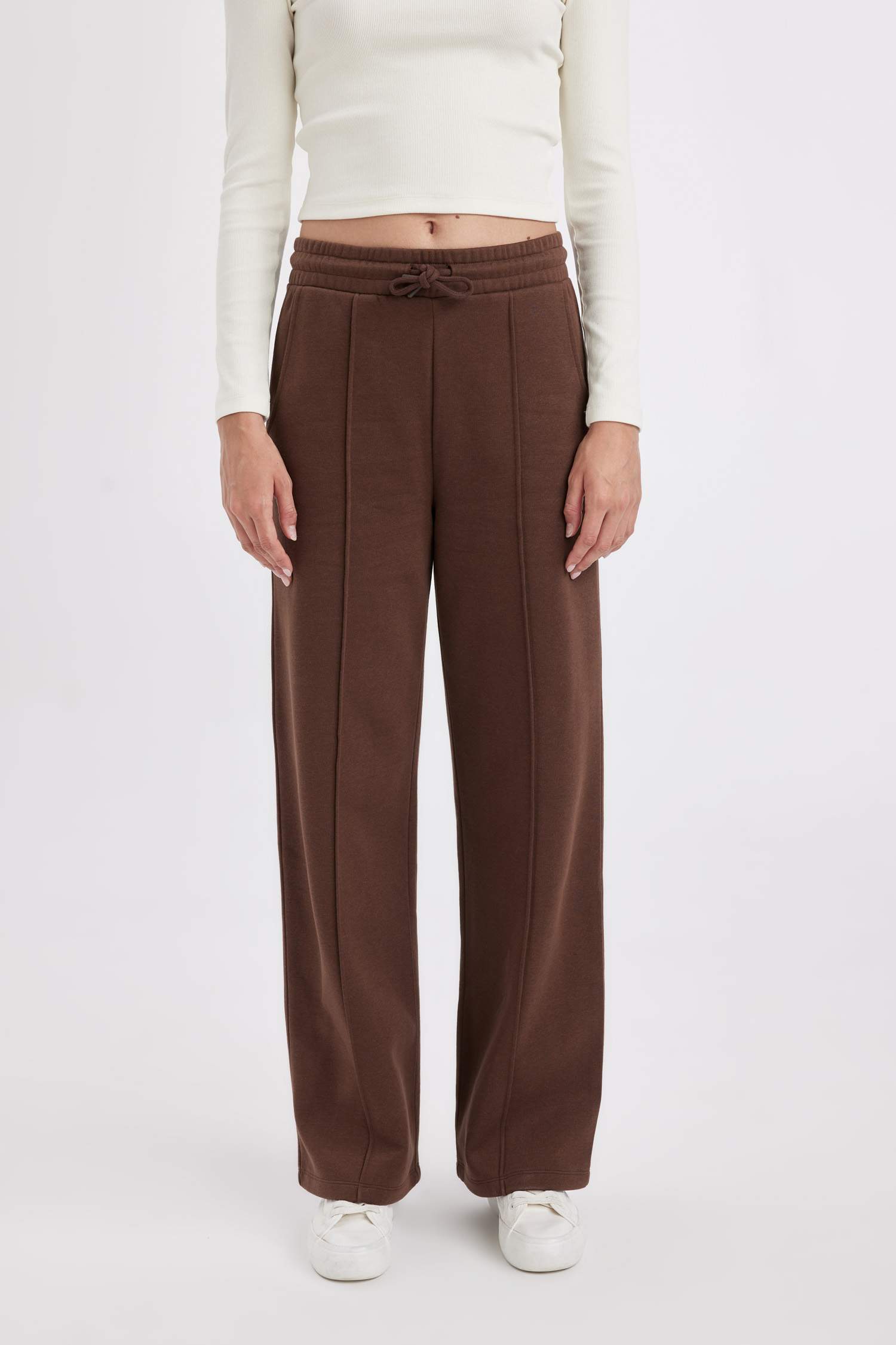 Straight Fit Pocketed Long Thick Fabric Trousers