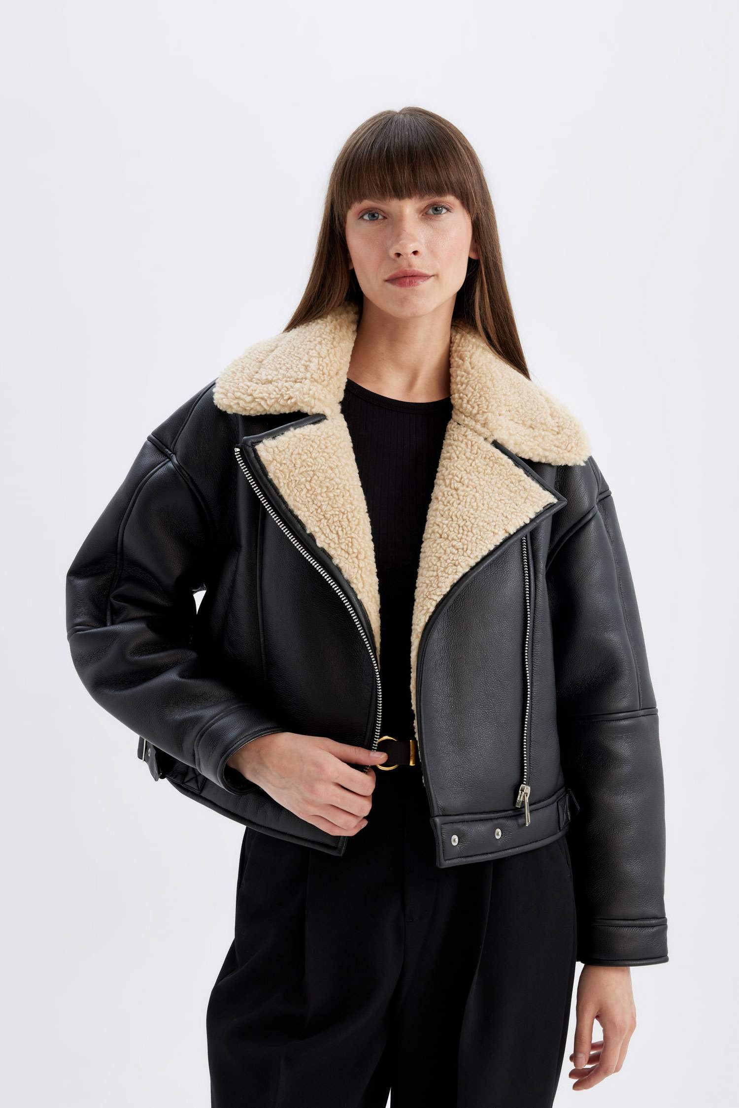 Su Geçirmez Suni Deri Mont Oversize Geniş Kalıp Kruvaze Yaka Fermuarlı Mevsimlik Suni Kürk Astarlı