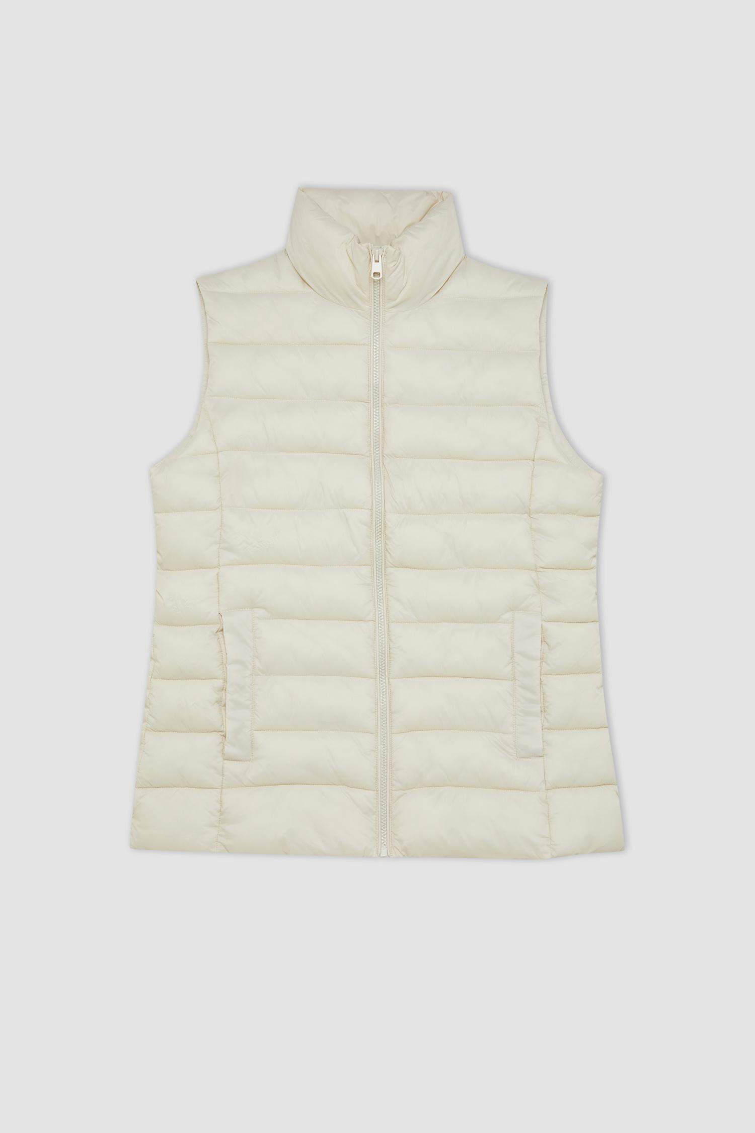 Su Geçirmez Dik Yaka Kapitoneli Fermuarlı Cepli Mevsimlik Şişme Yelek